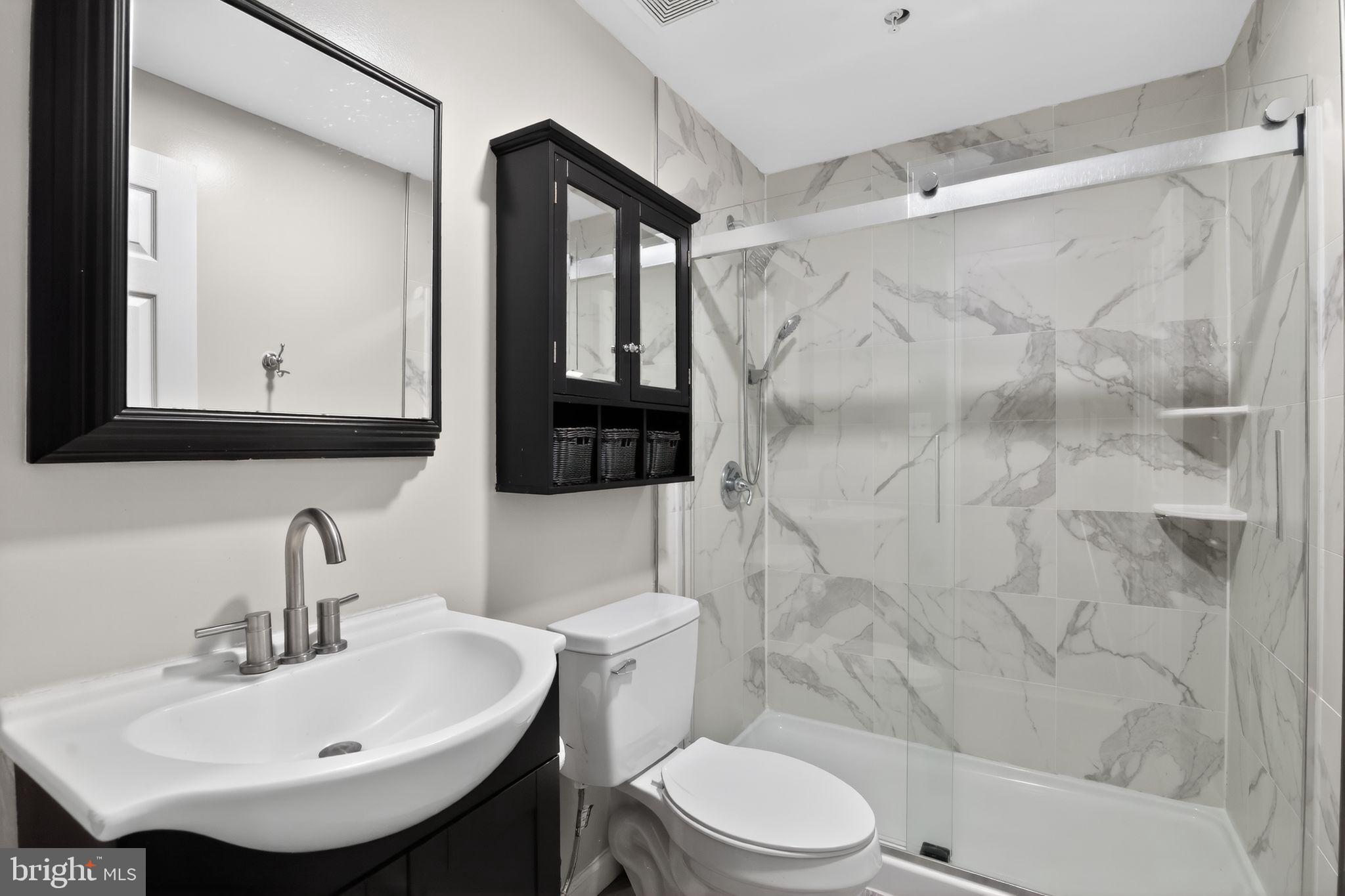 SUFFIELD MEADOWS - Residential