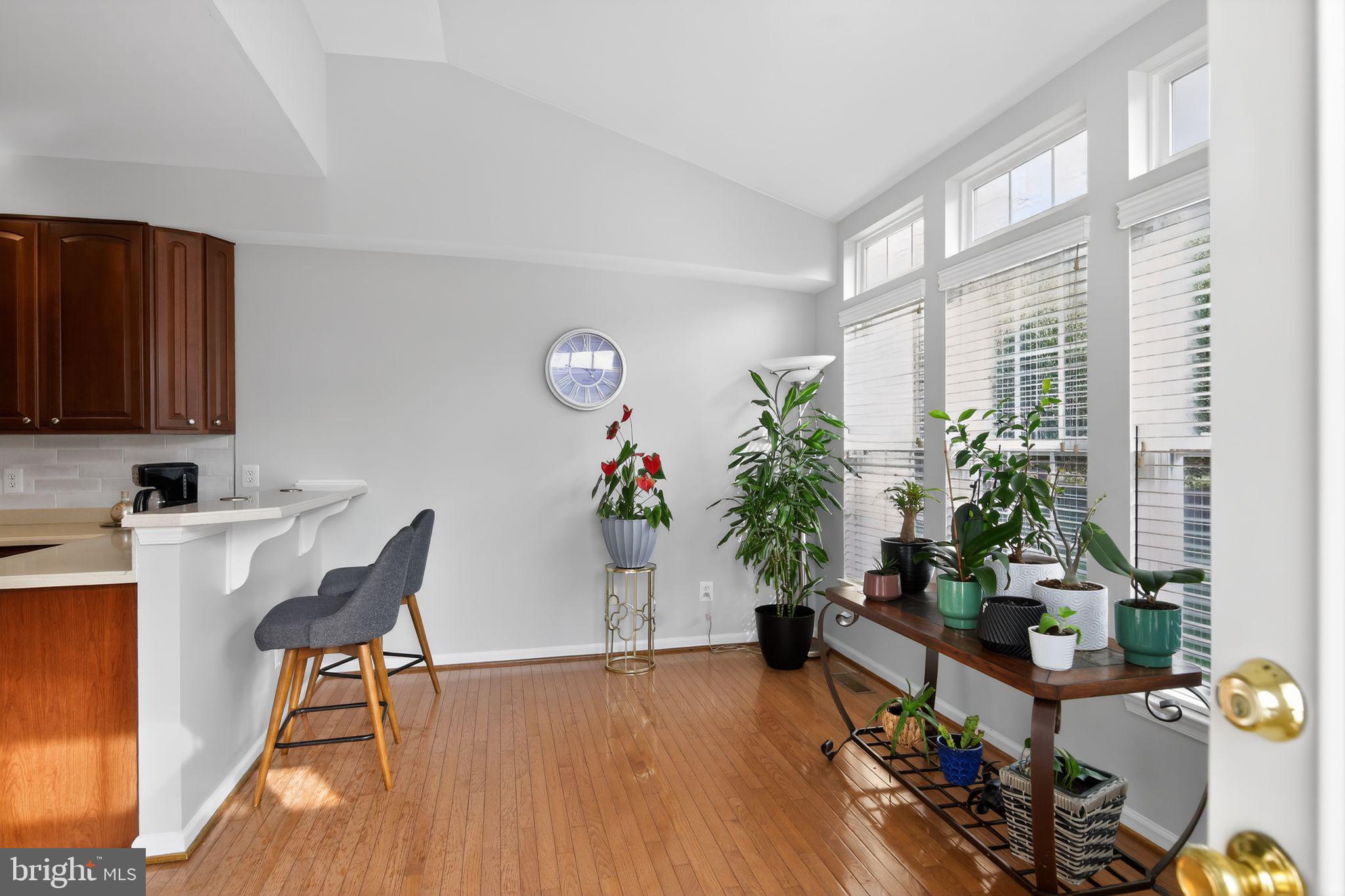 6715 HOLLY FARM LANE