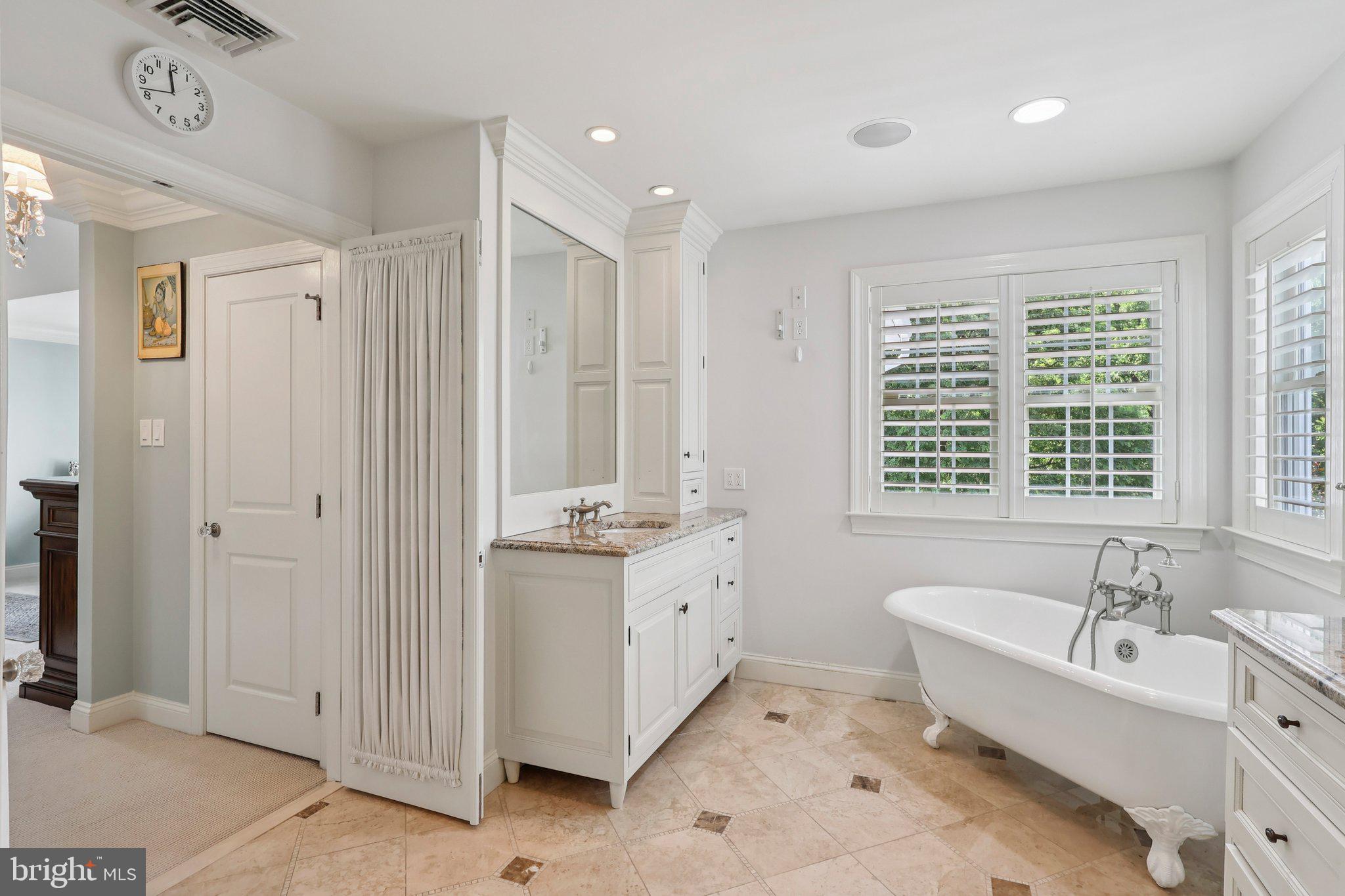 CLOCKTOWER WOODS - Residential