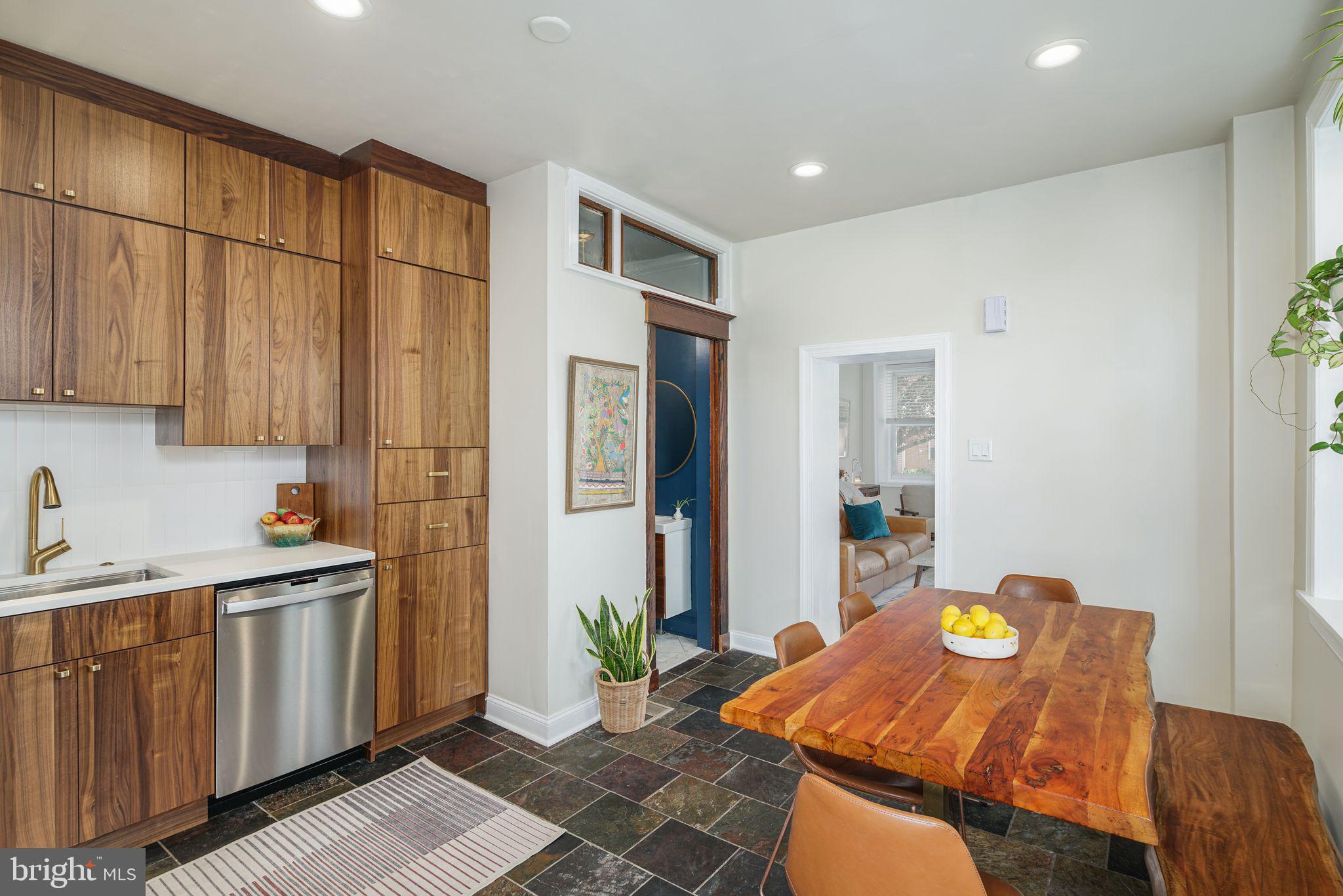 FISHTOWN - Residential Lease