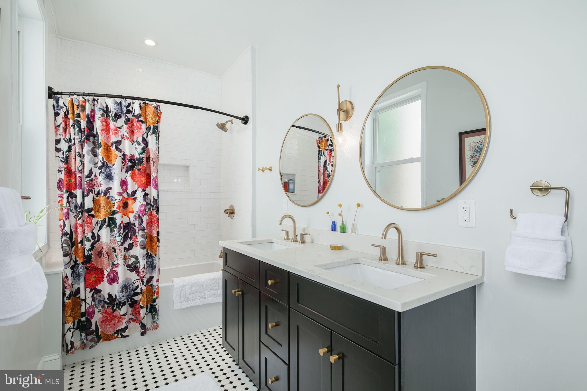 FISHTOWN - Residential Lease