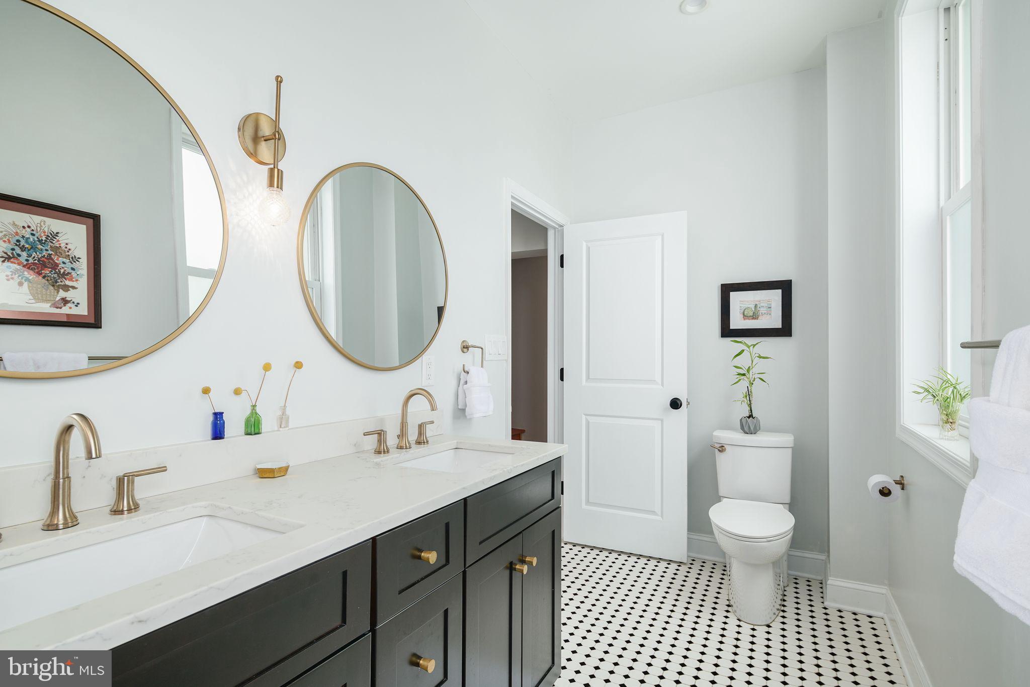 FISHTOWN - Residential Lease