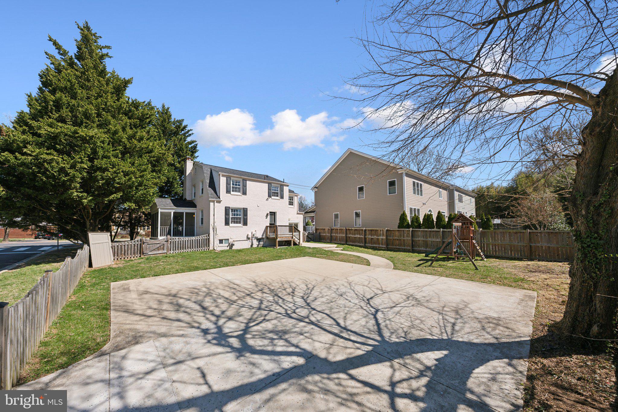 ROXBORO - Residential