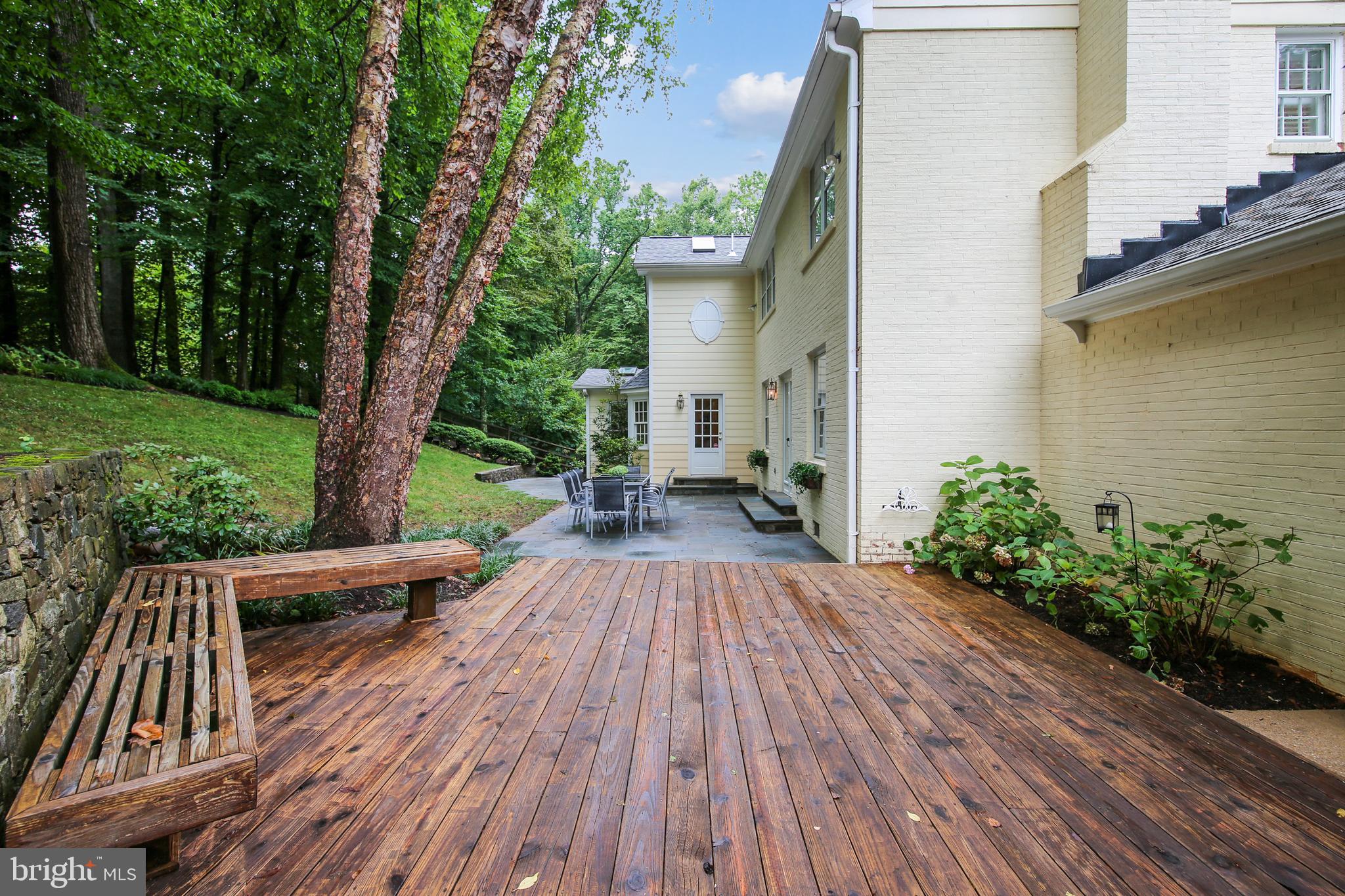 RIVER FALLS - Residential