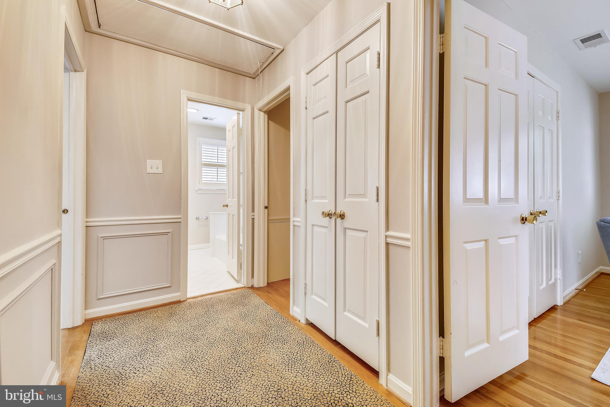 RIVER FALLS - Residential