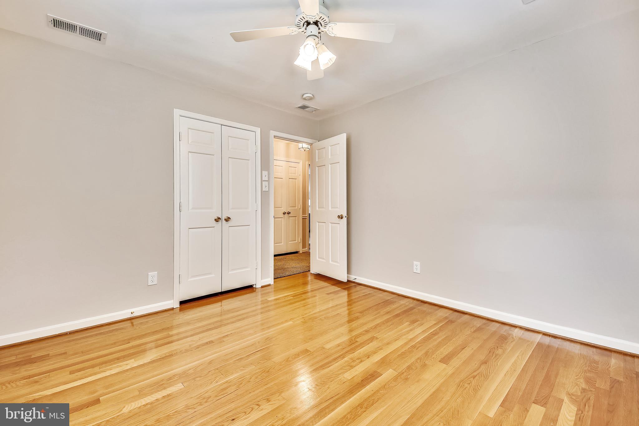 RIVER FALLS - Residential