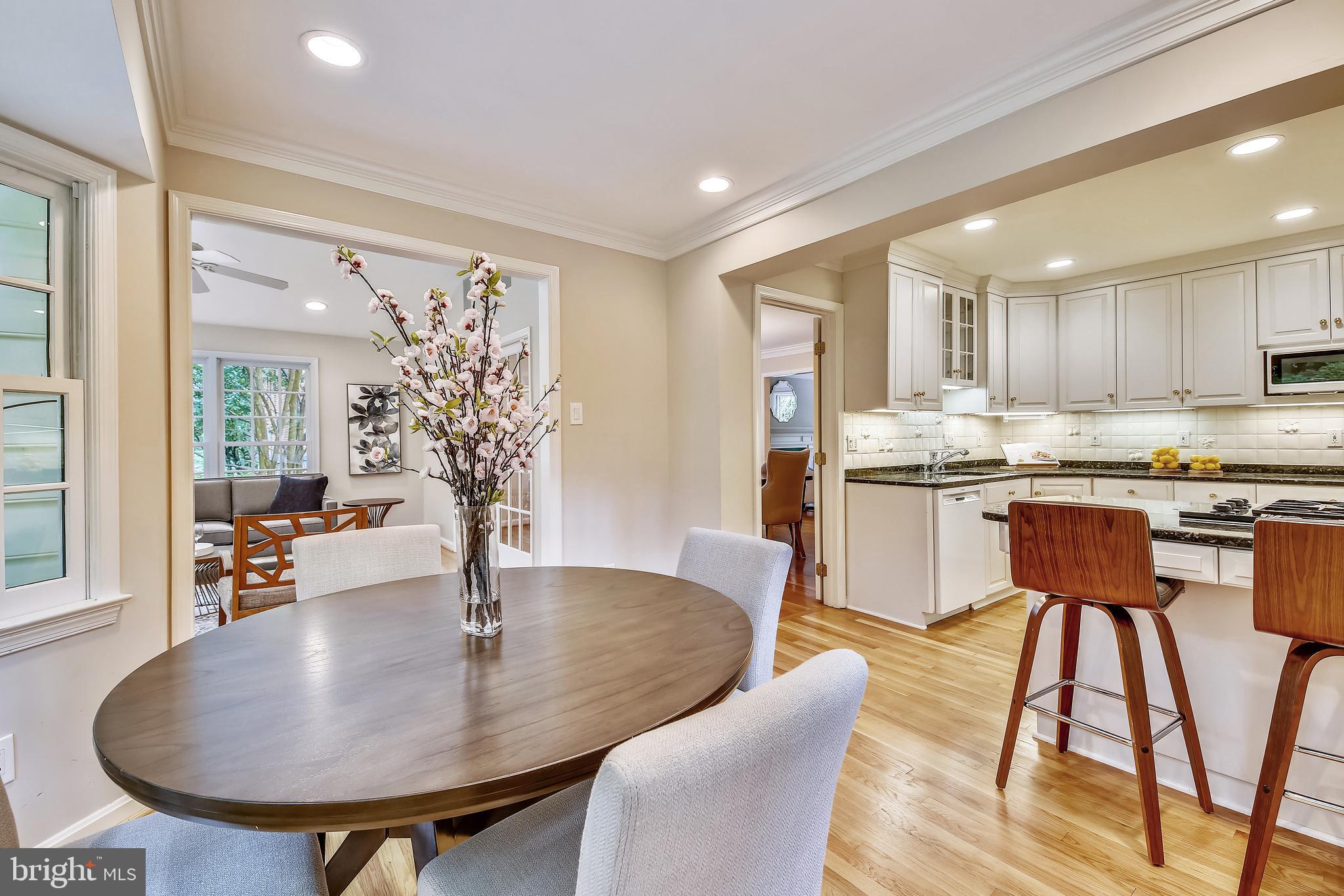 RIVER FALLS - Residential