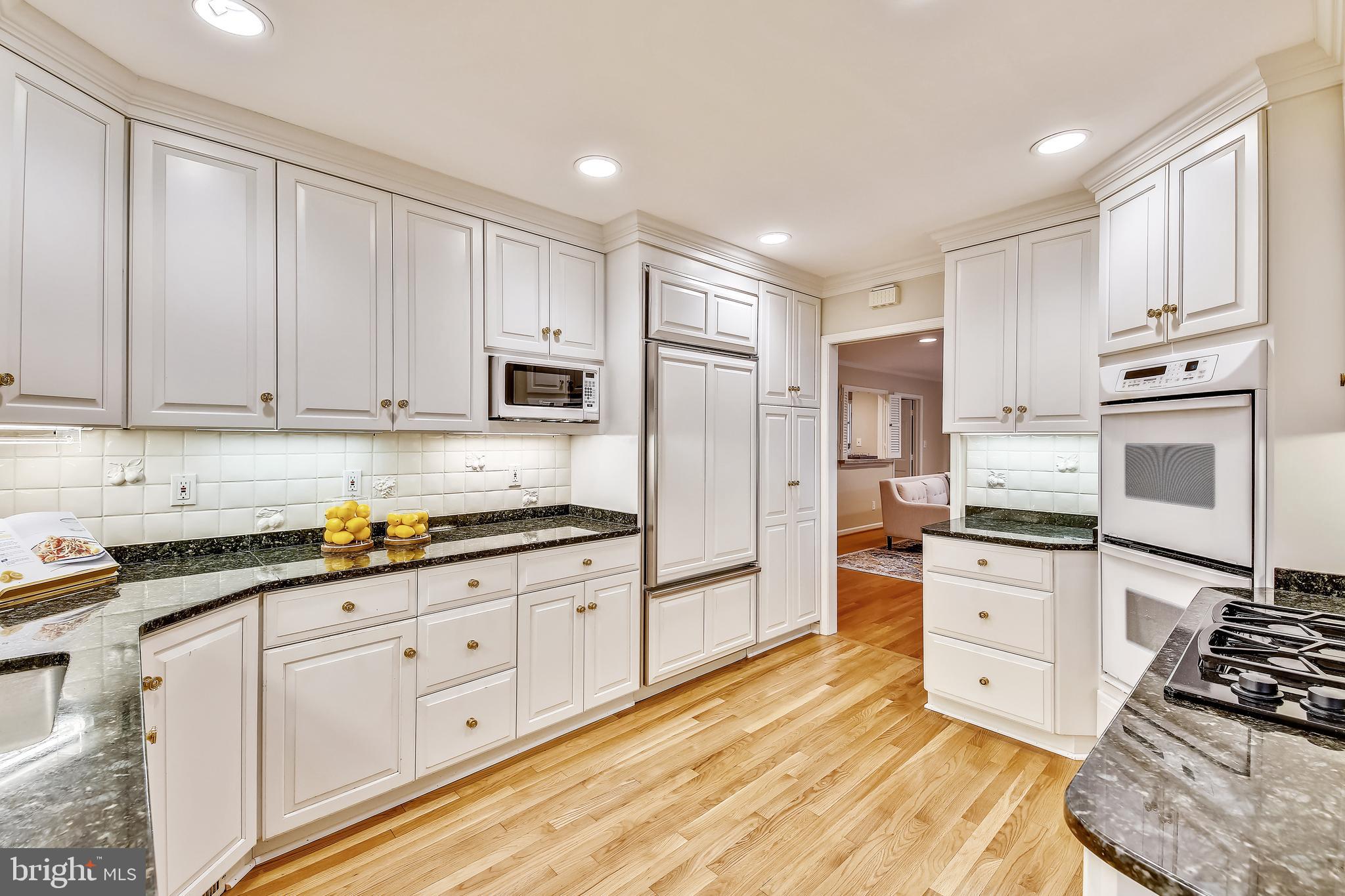 RIVER FALLS - Residential