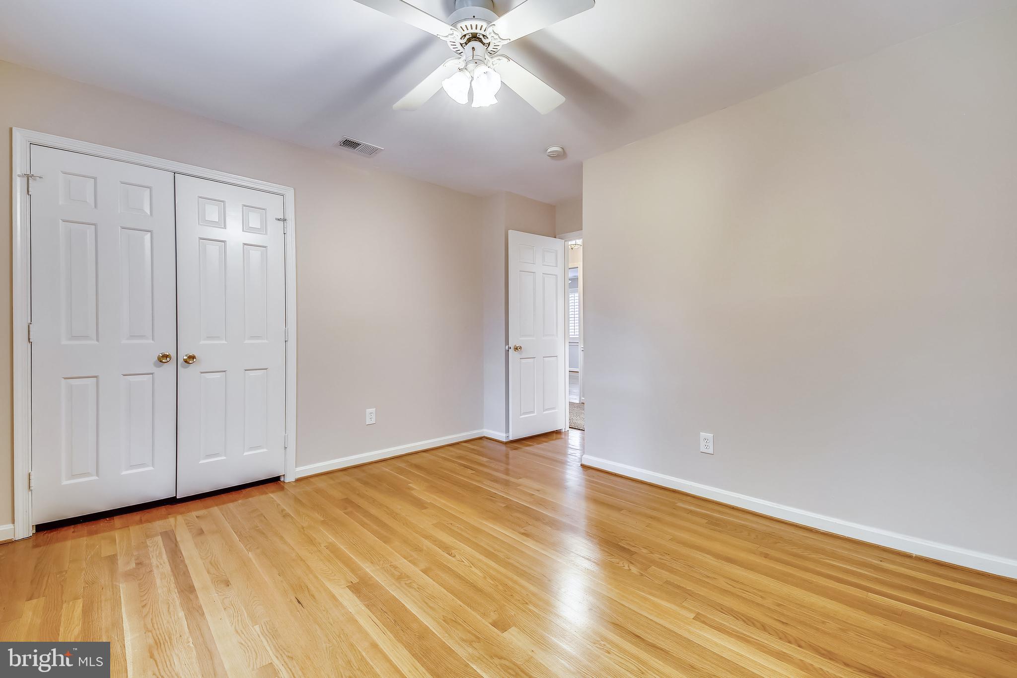 RIVER FALLS - Residential