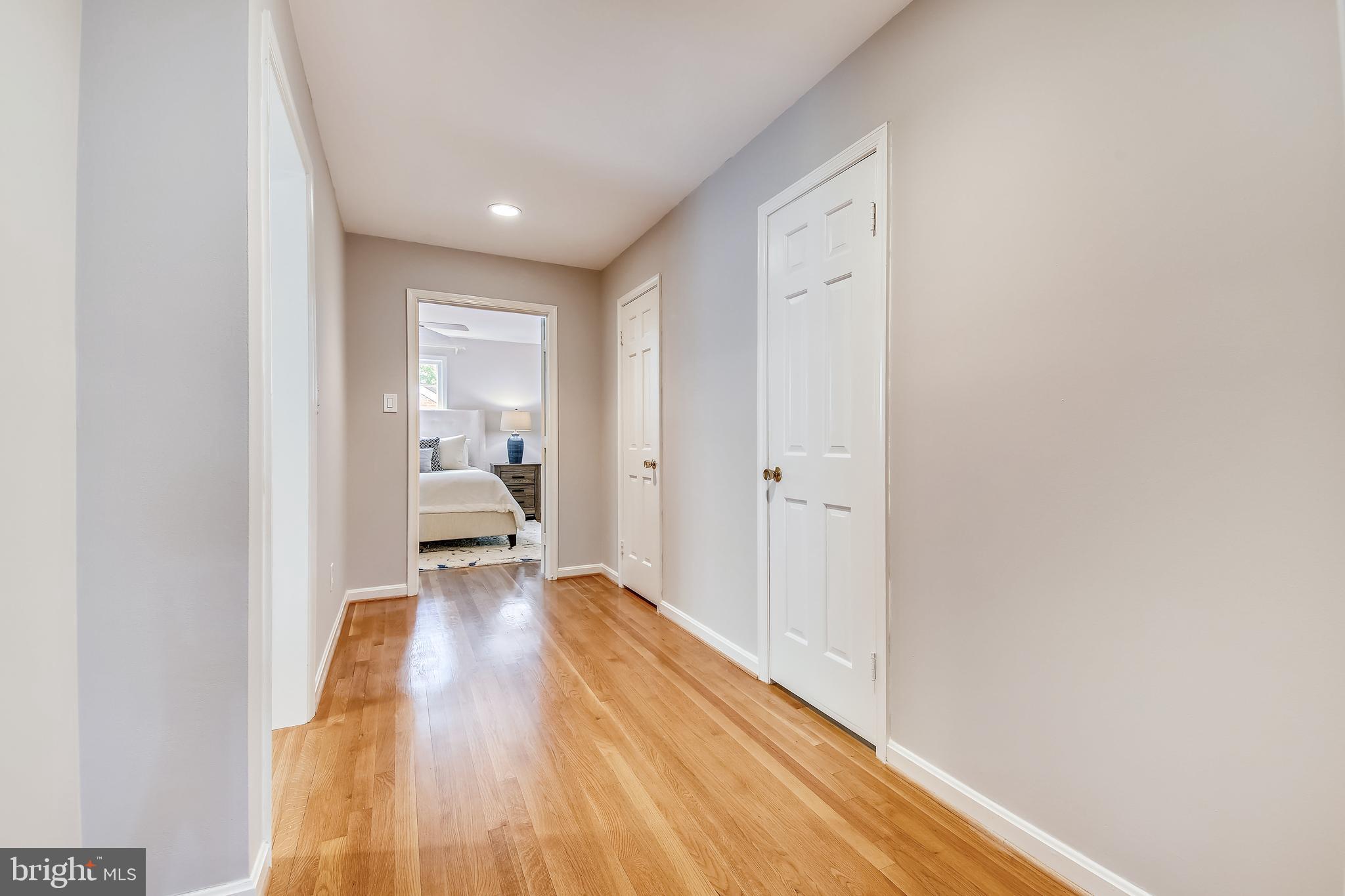 RIVER FALLS - Residential