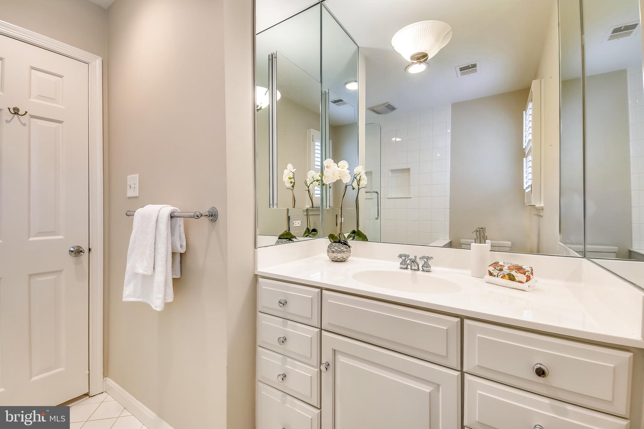 RIVER FALLS - Residential