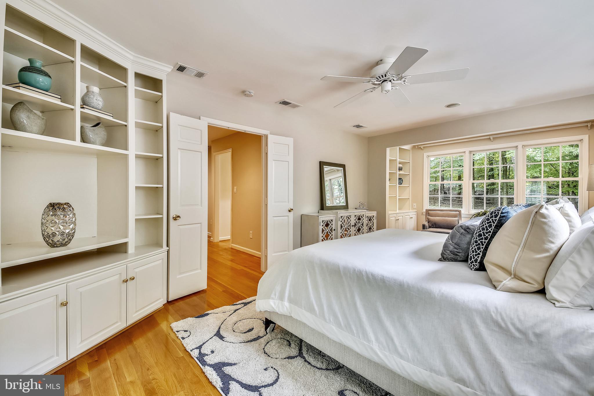 RIVER FALLS - Residential