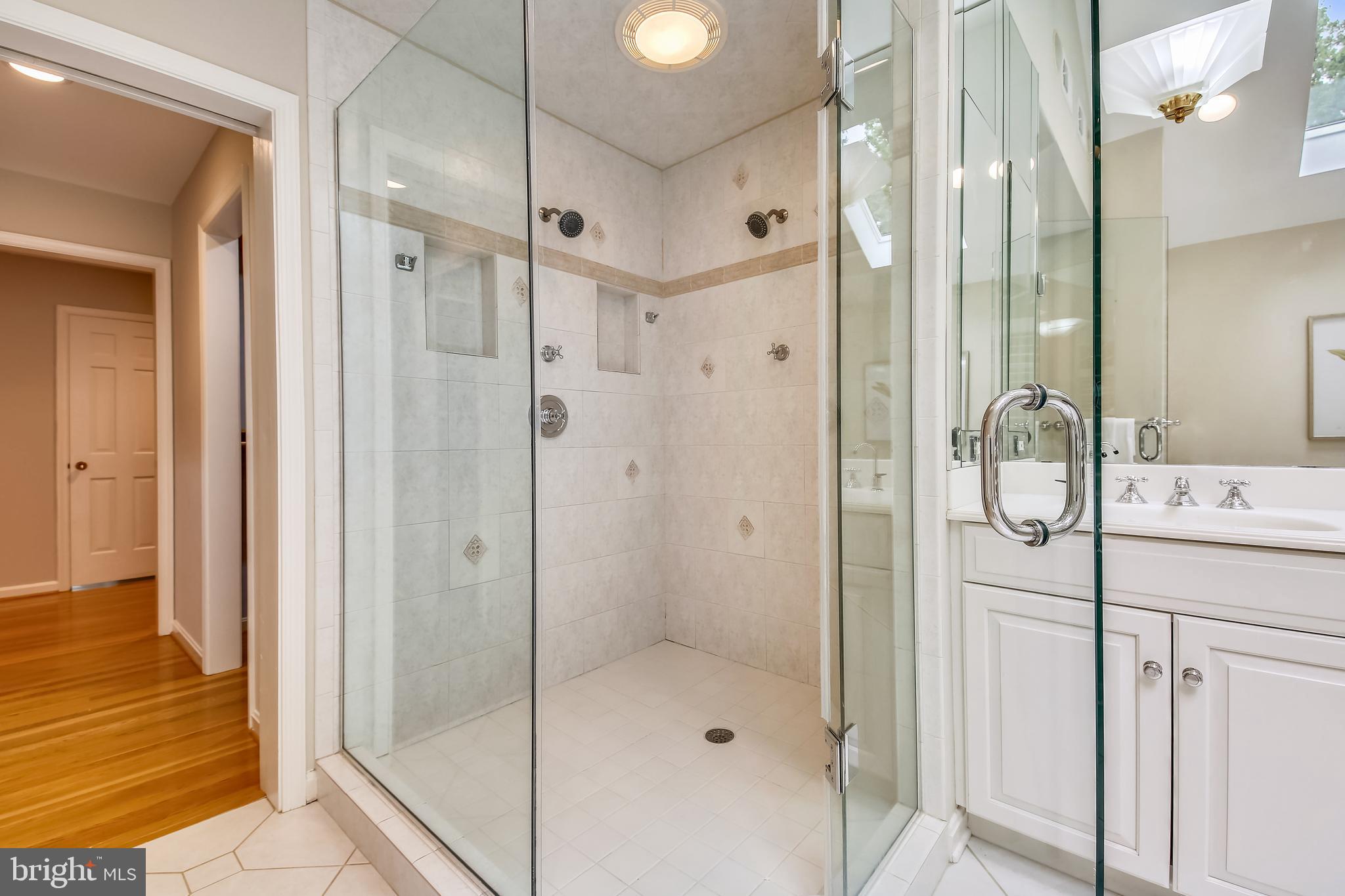 RIVER FALLS - Residential