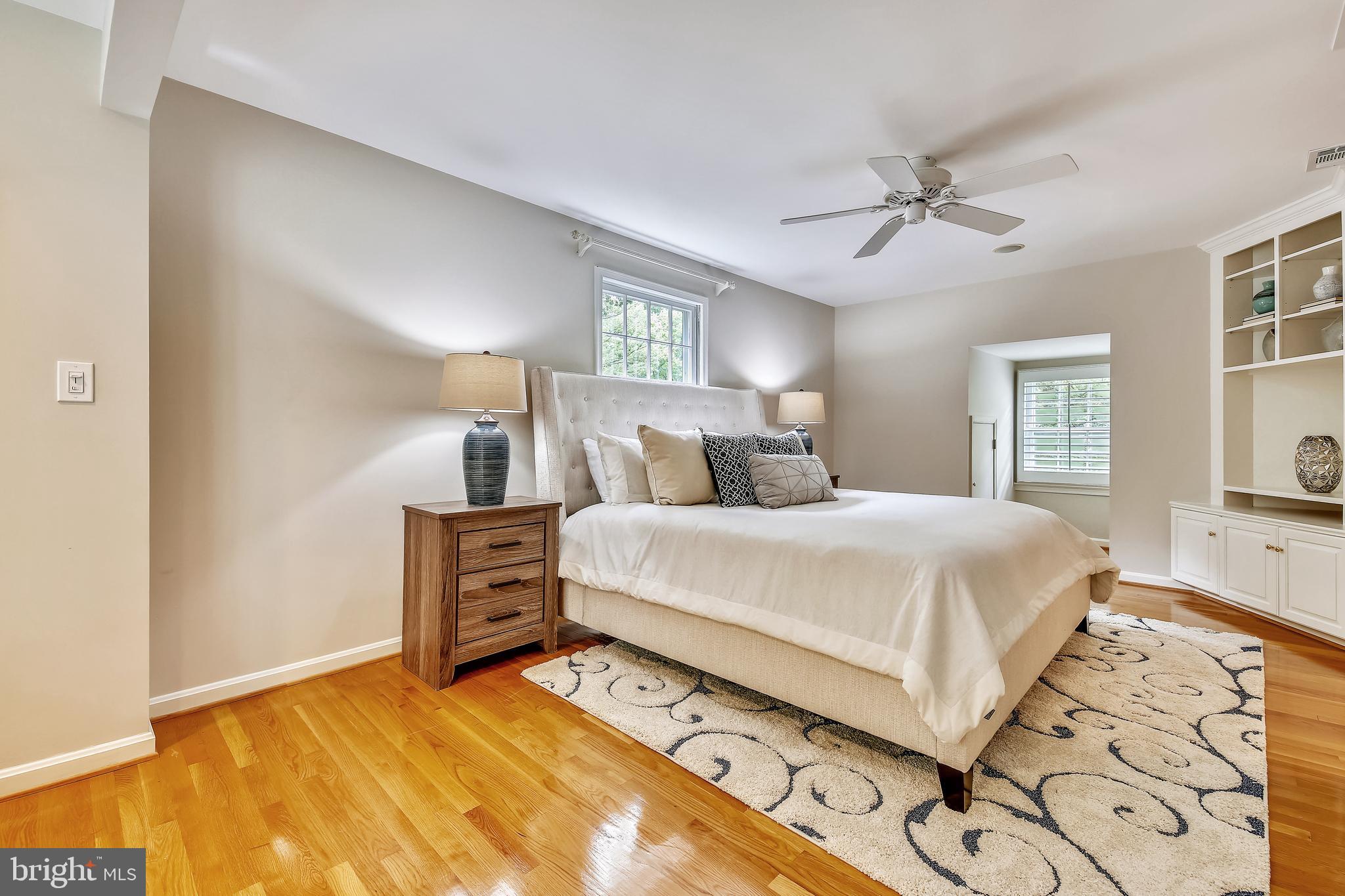 RIVER FALLS - Residential