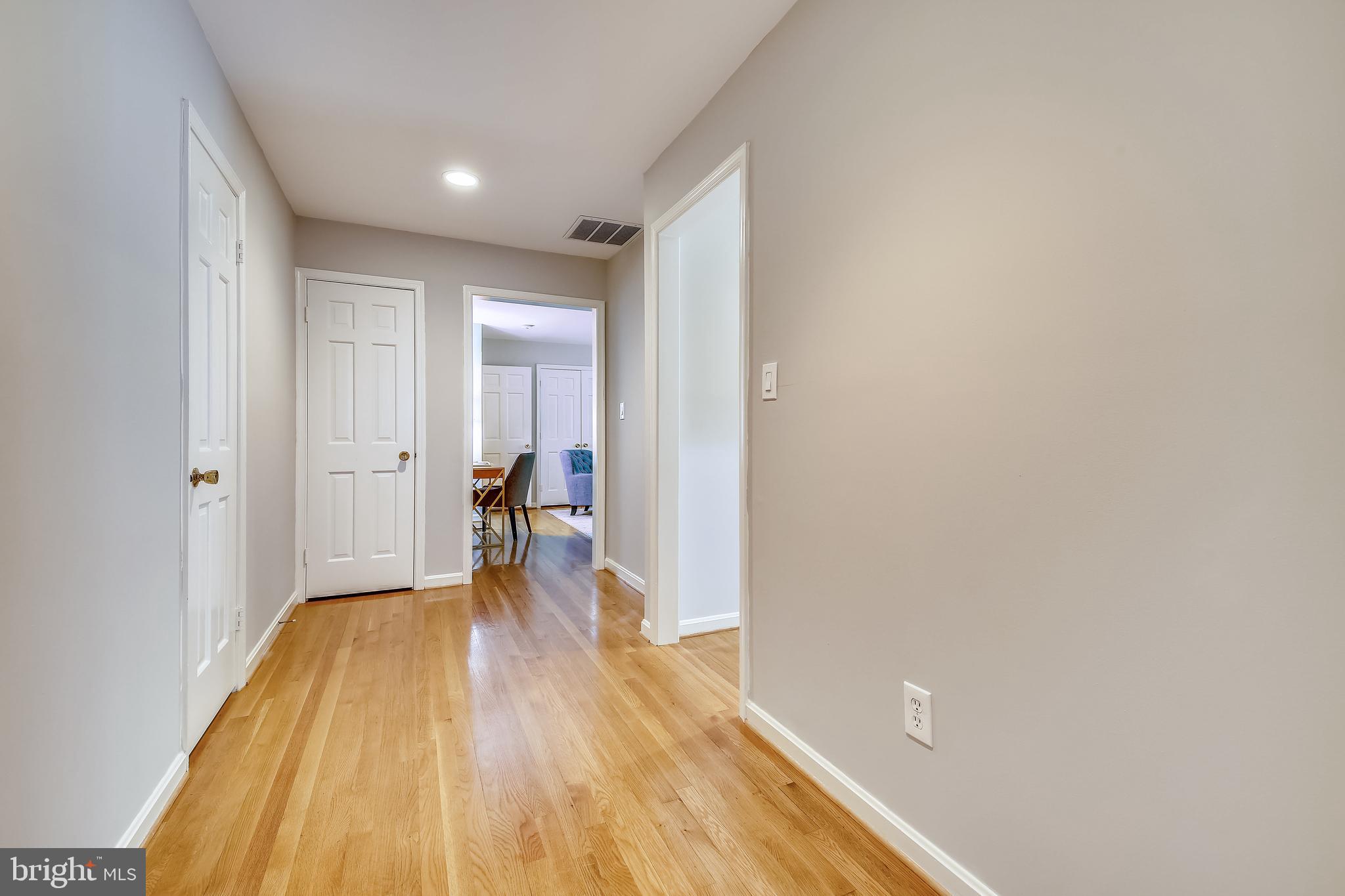 RIVER FALLS - Residential