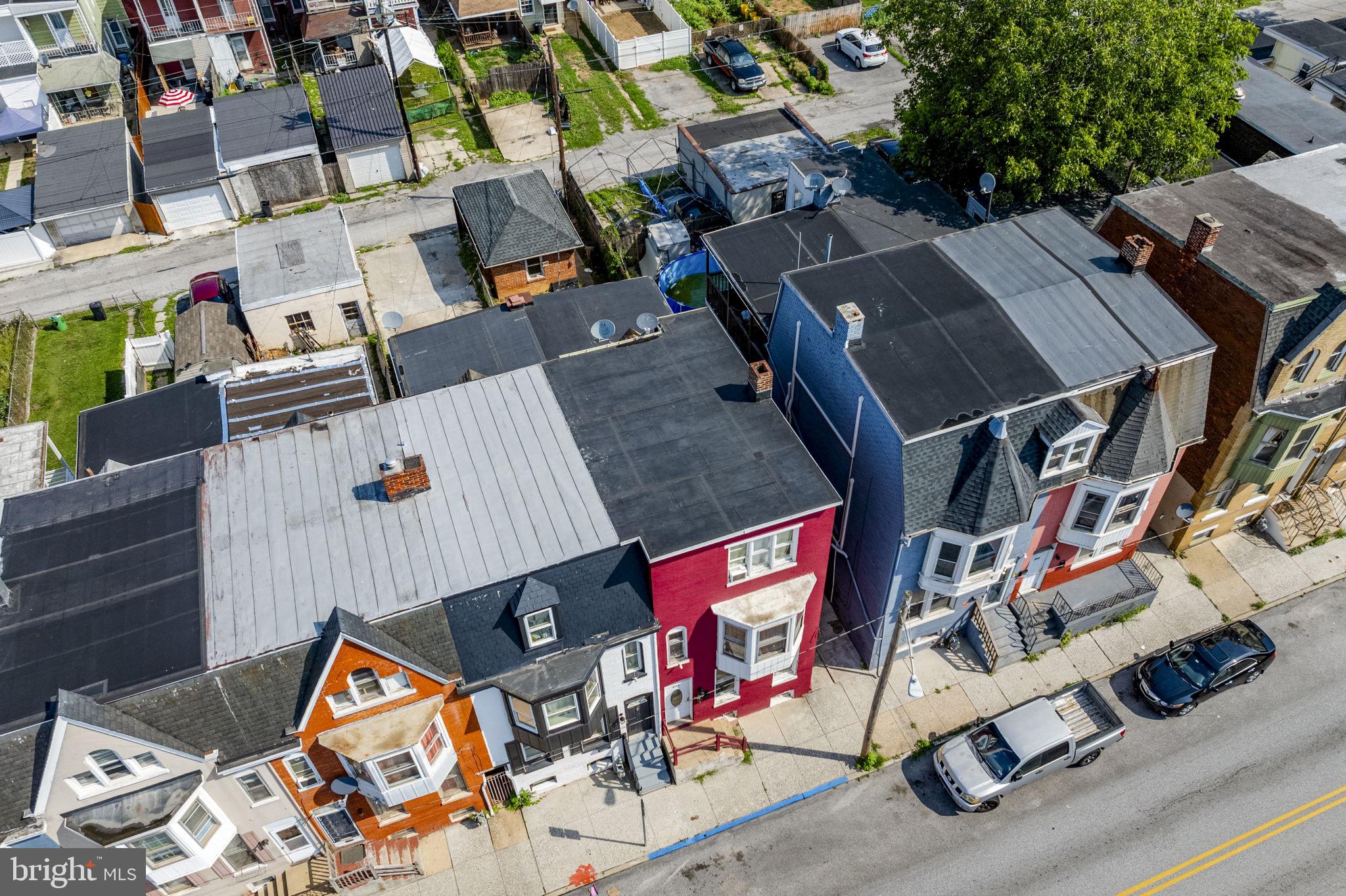 829 W PRINCESS STREET