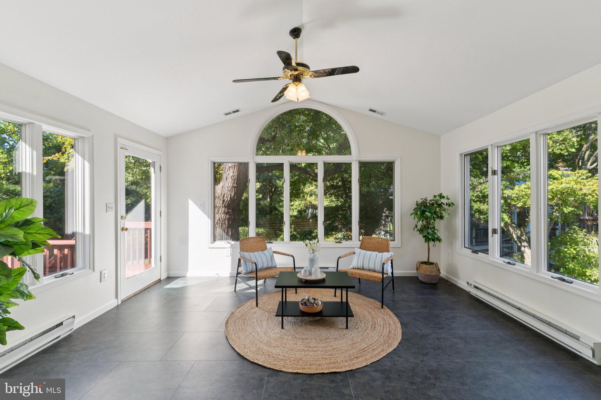 SPRINGHILL - Residential