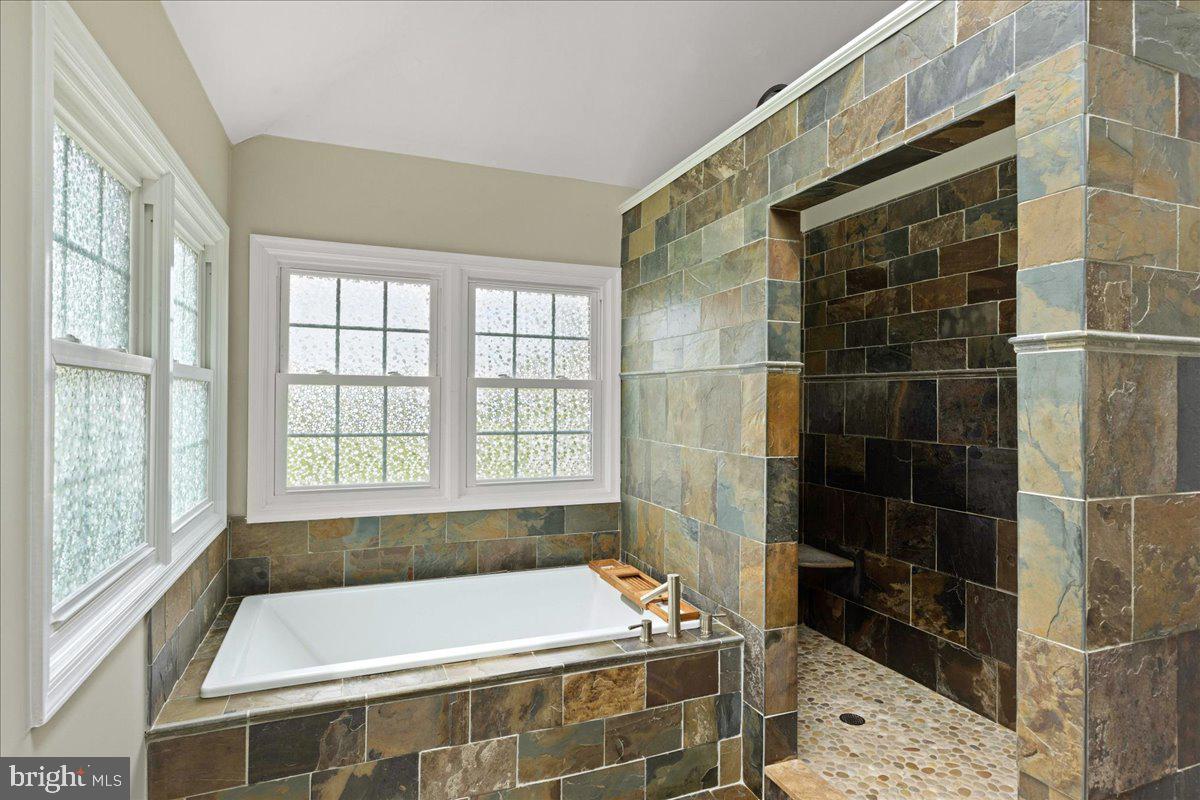 DOYLESTOWN LEA - Residential