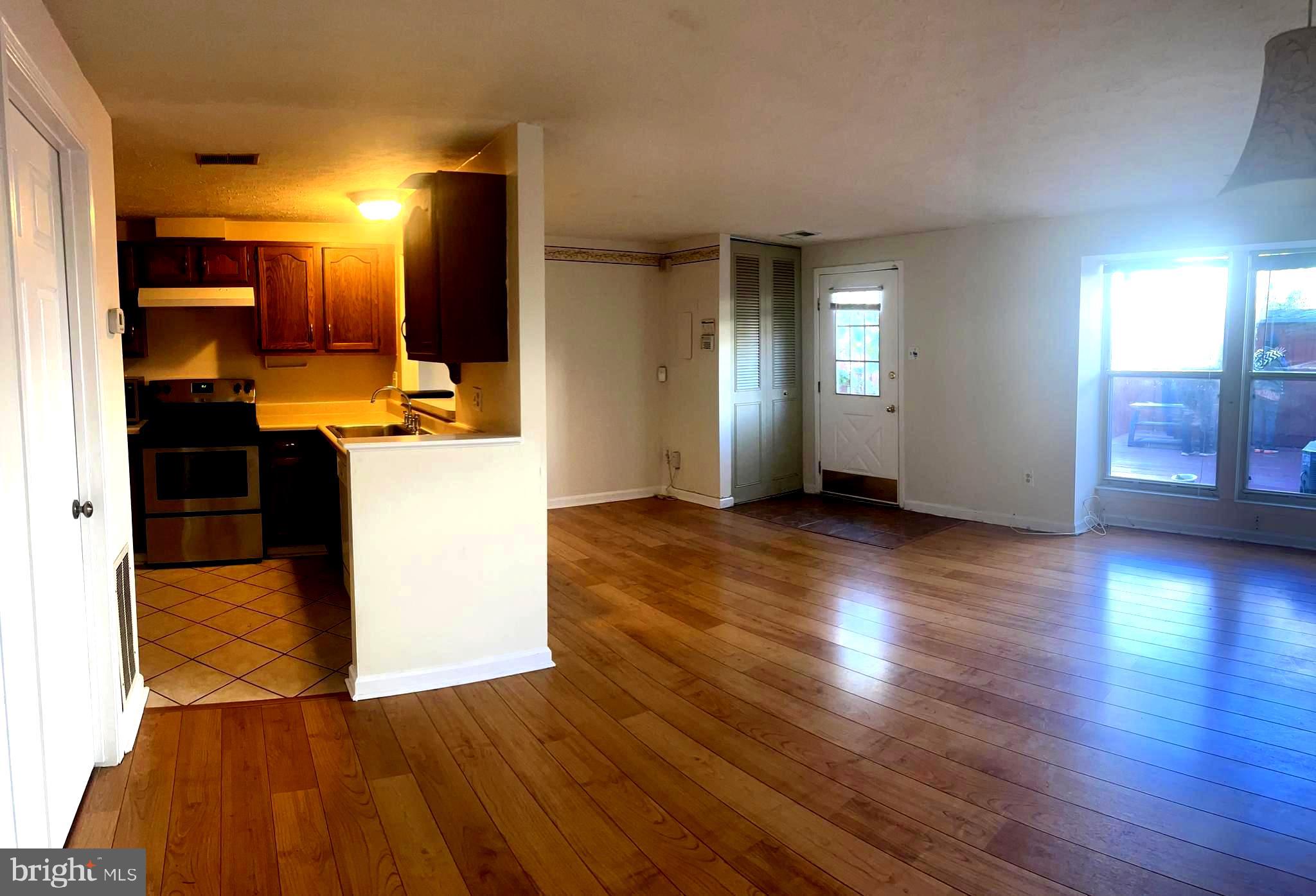 CHURCHILL TOWN SECTOR - Residential