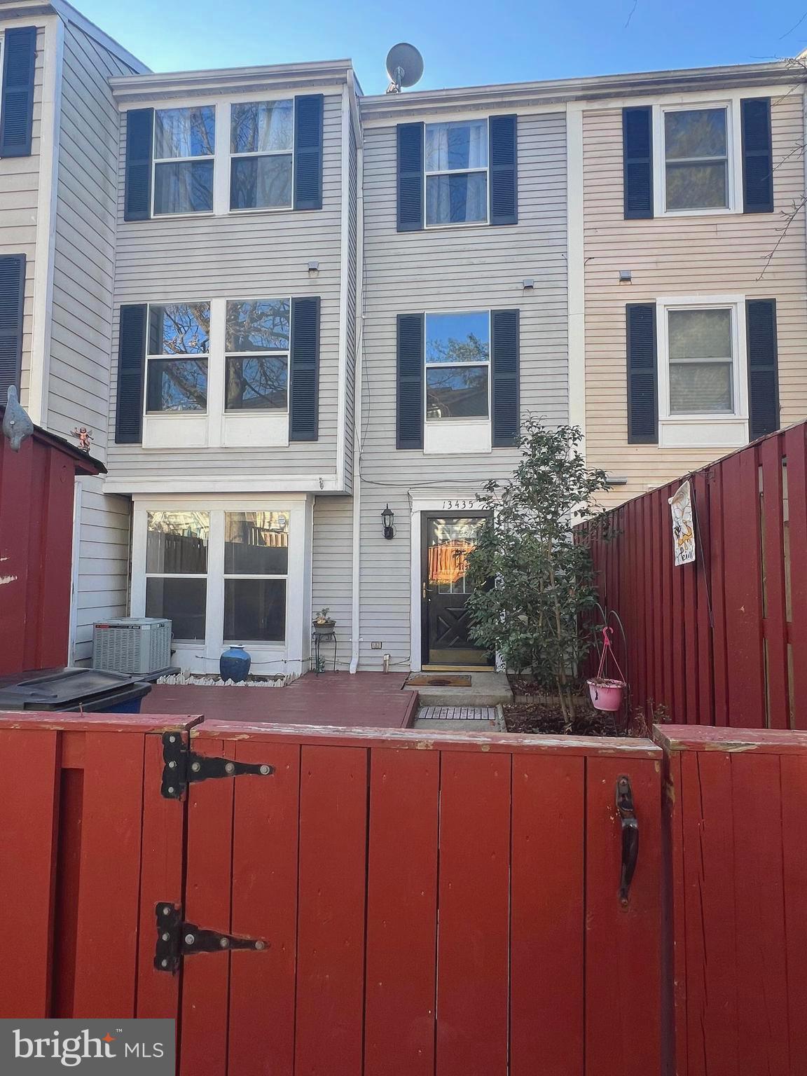 CHURCHILL TOWN SECTOR - Residential