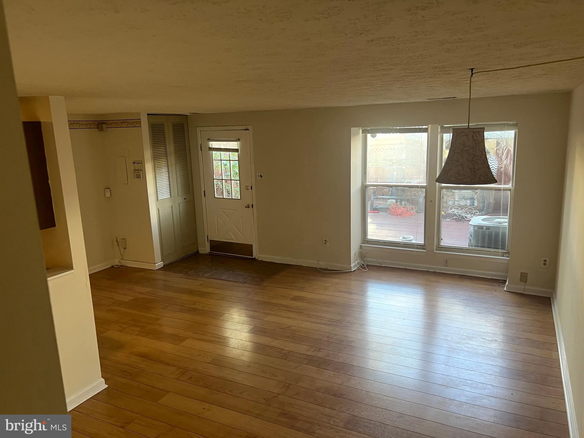 CHURCHILL TOWN SECTOR - Residential