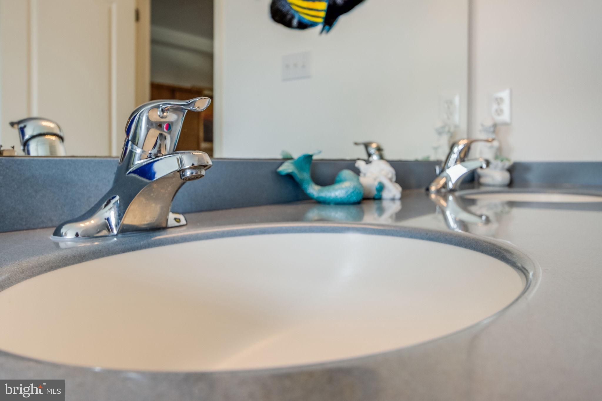 EDGEWATER PARK - Residential