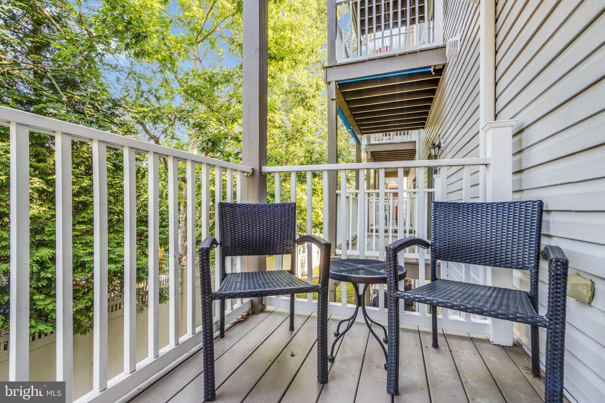 EDGEWATER PARK - Residential