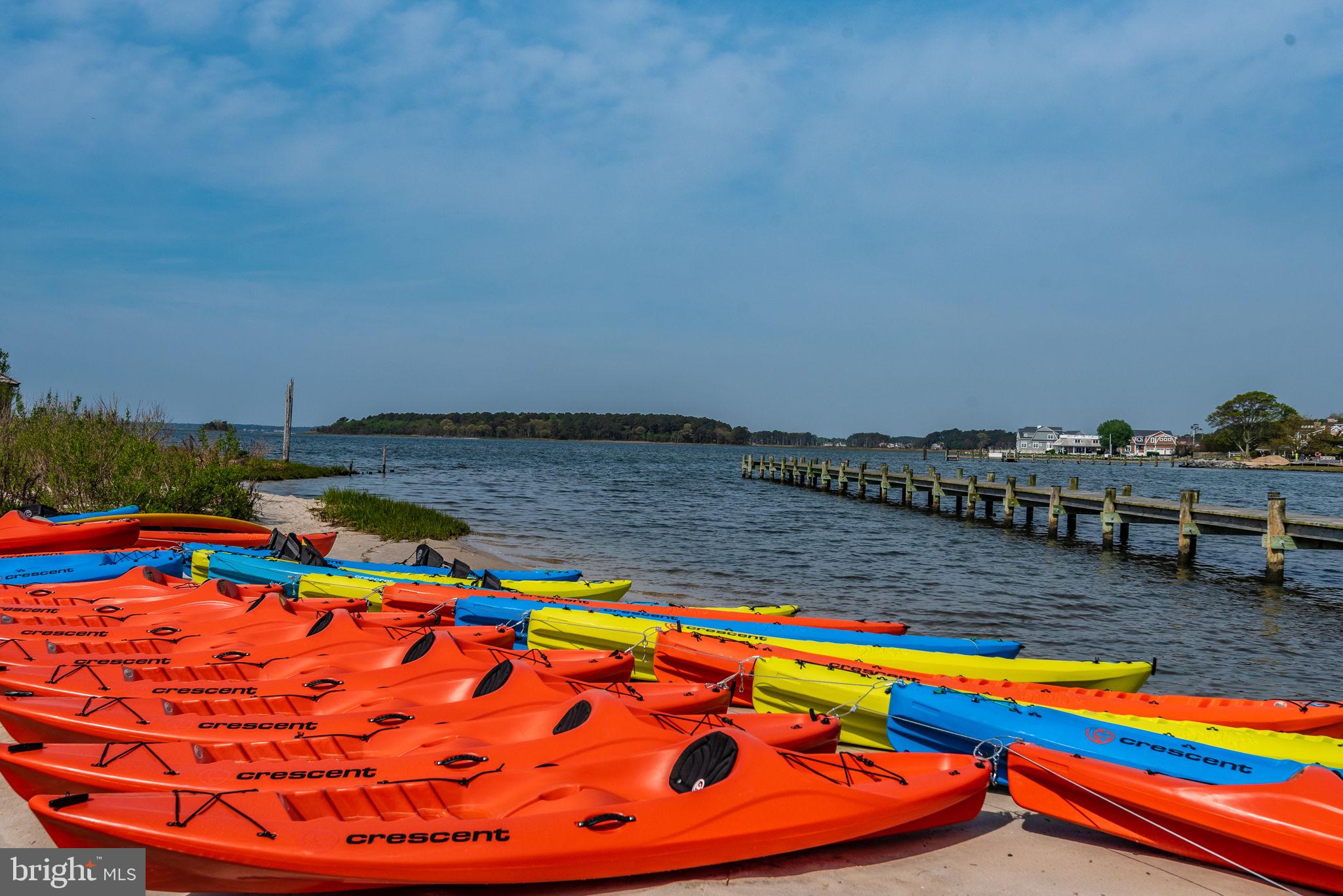 EDGEWATER PARK - Residential