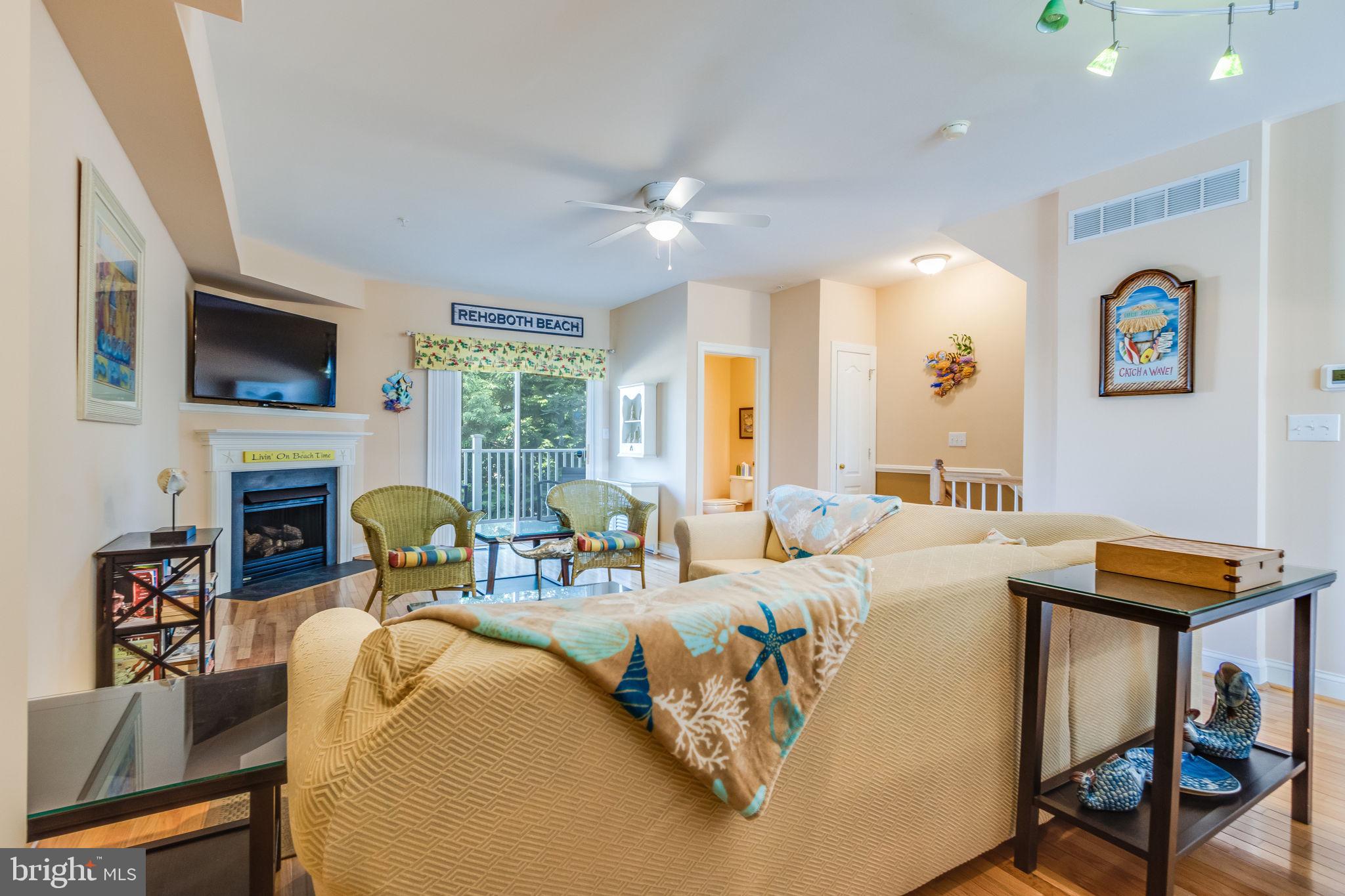 EDGEWATER PARK - Residential