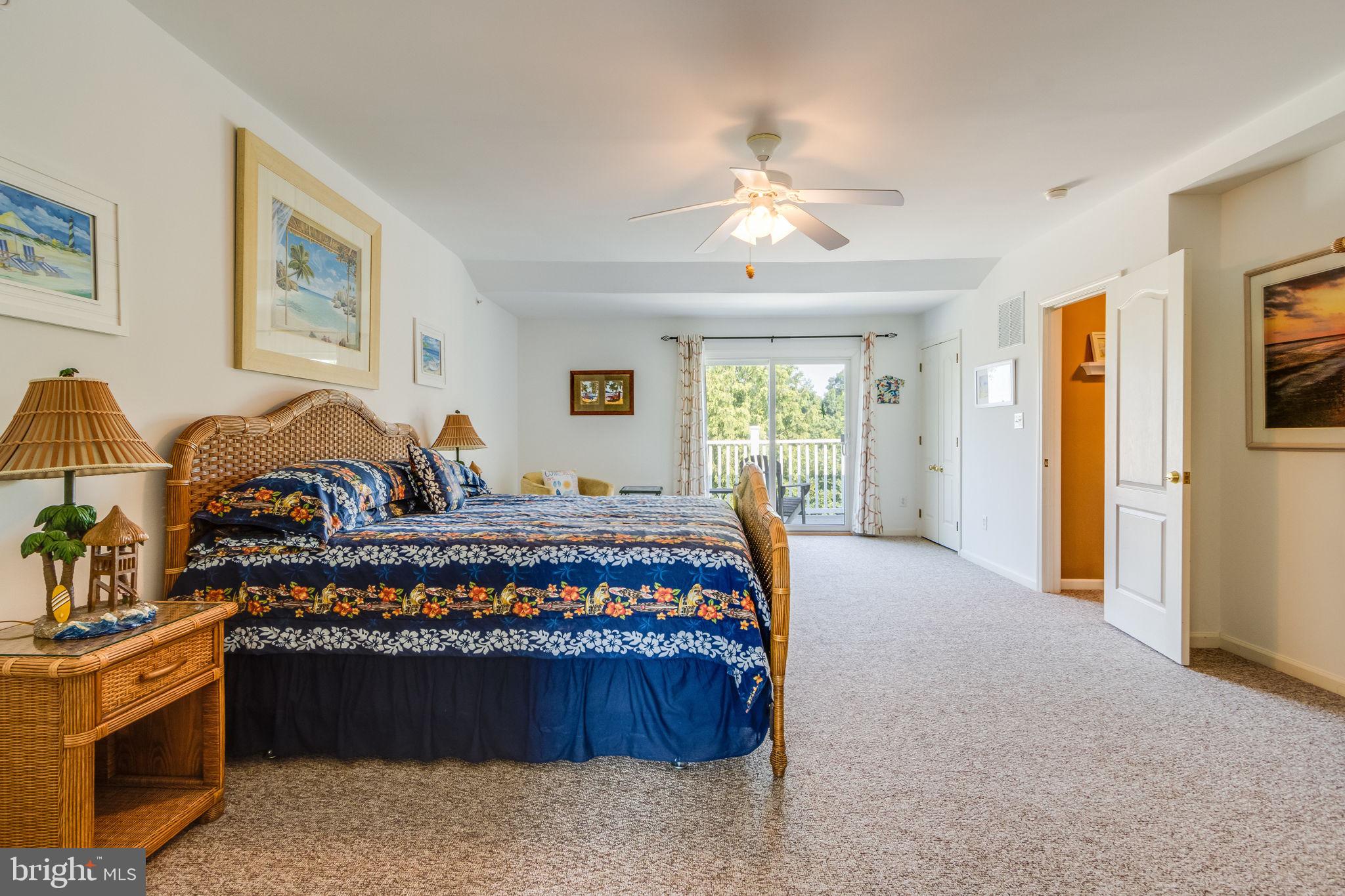 EDGEWATER PARK - Residential