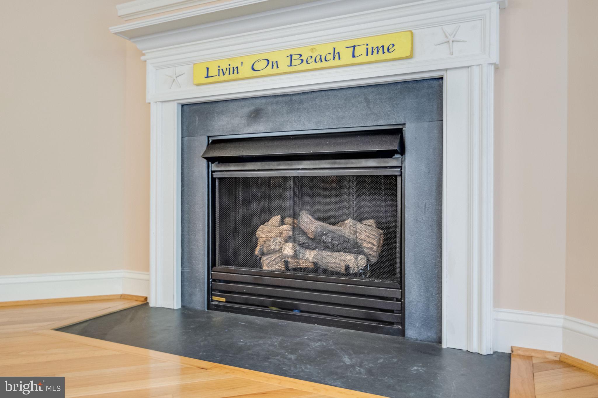 EDGEWATER PARK - Residential