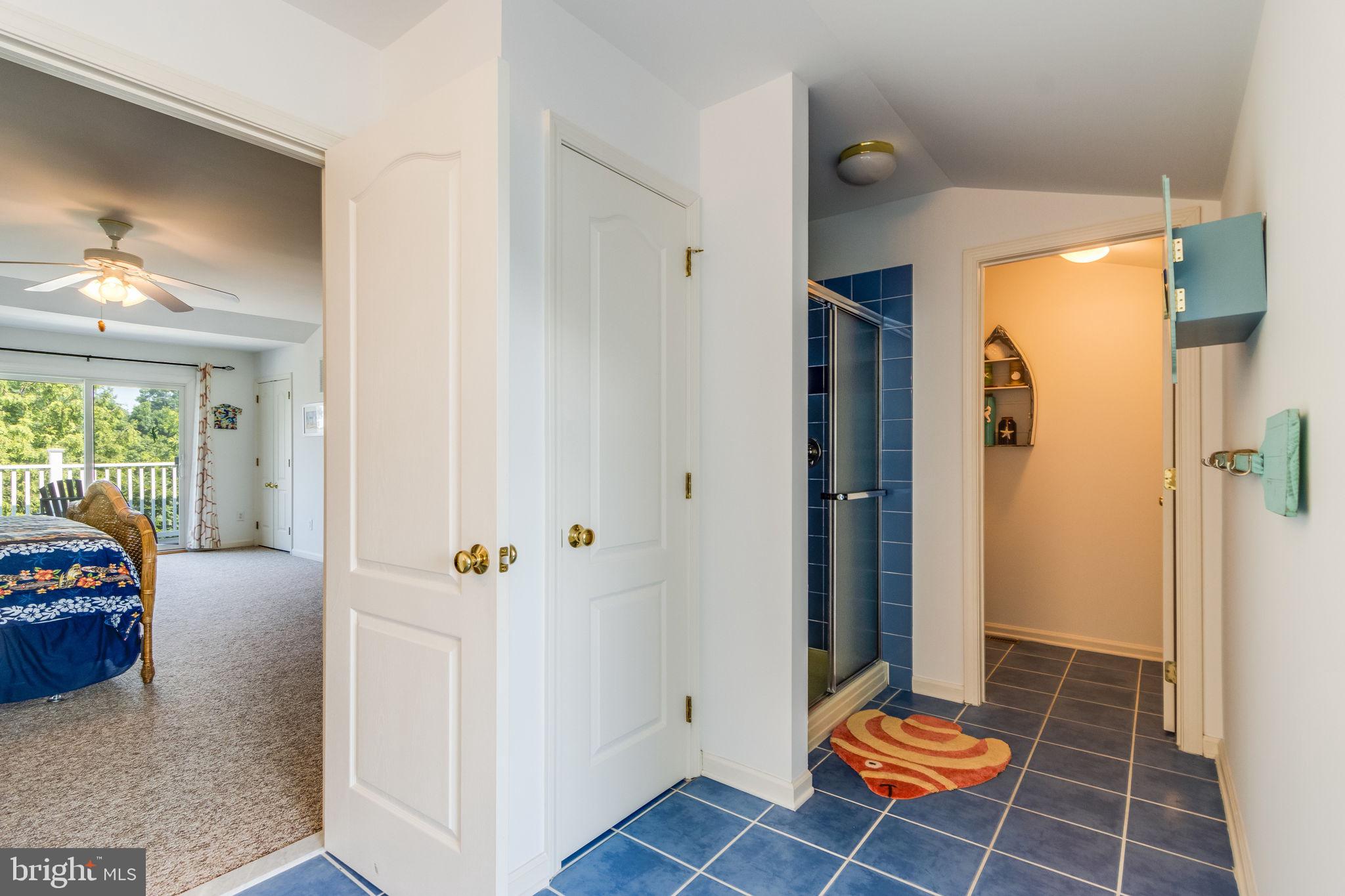 EDGEWATER PARK - Residential