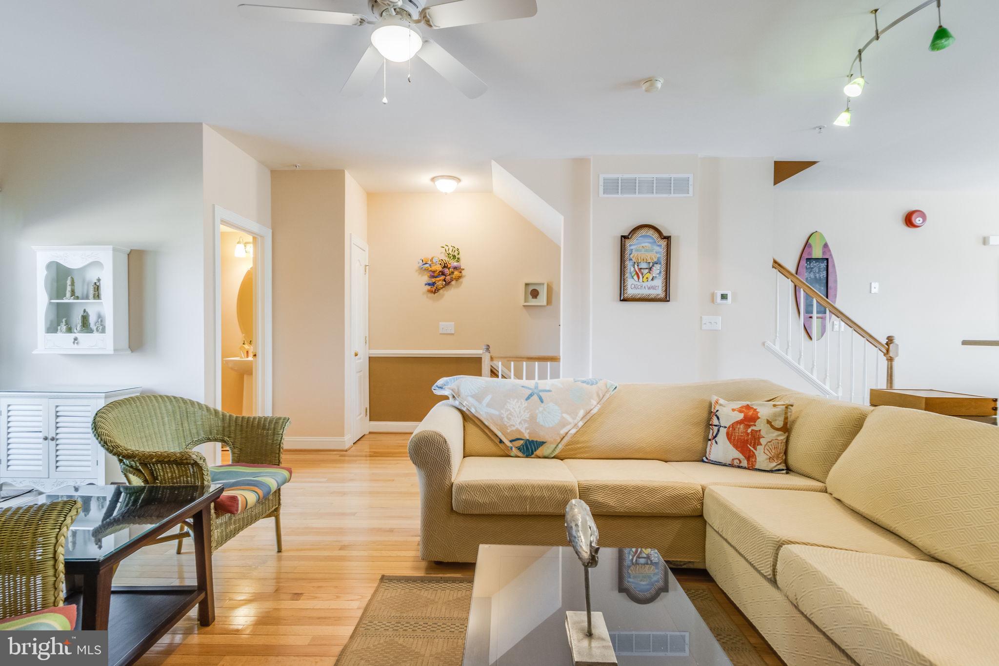 EDGEWATER PARK - Residential