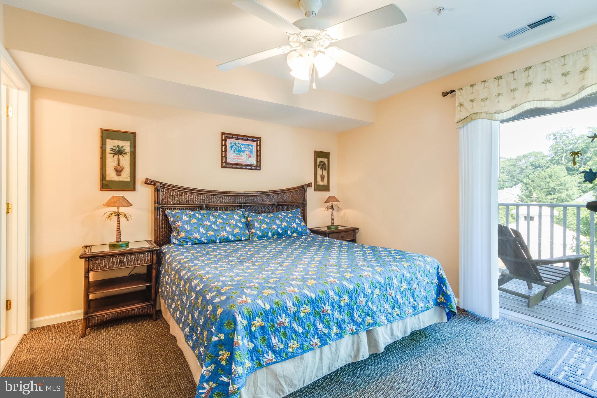 EDGEWATER PARK - Residential