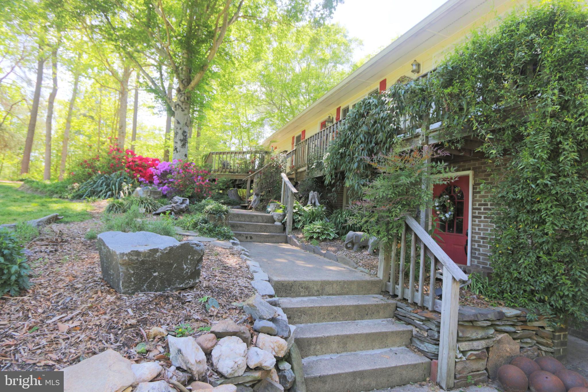 41 WOOD LANDING ROAD