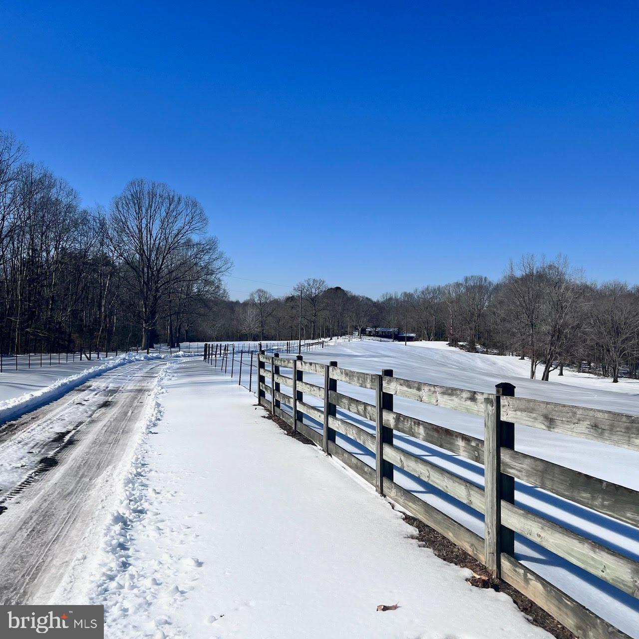 41 WOOD LANDING ROAD