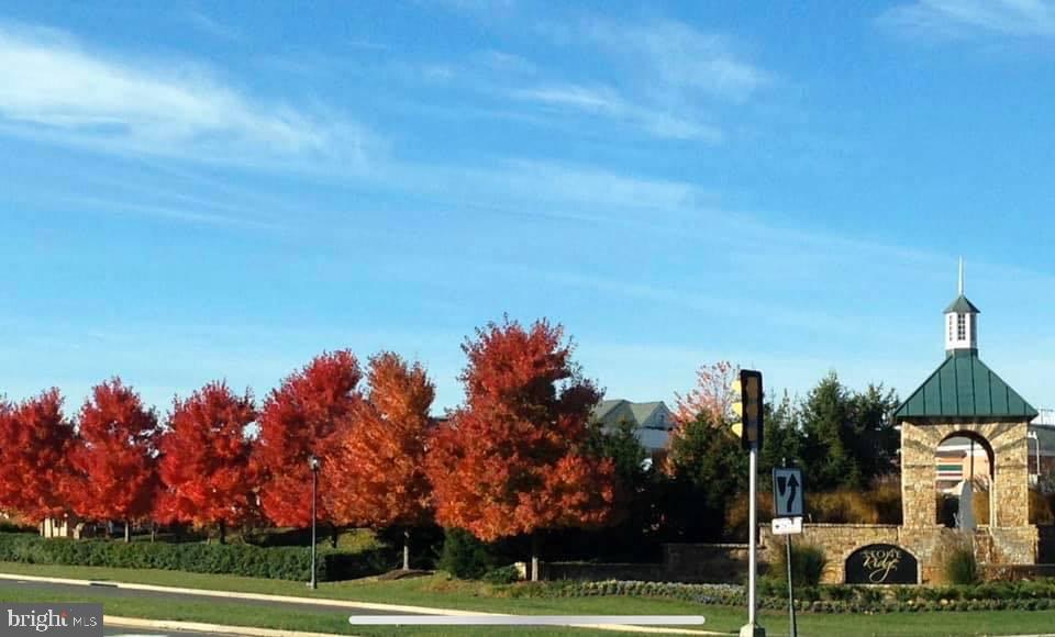 STONE RIDGE SOUTH - Residential Lease