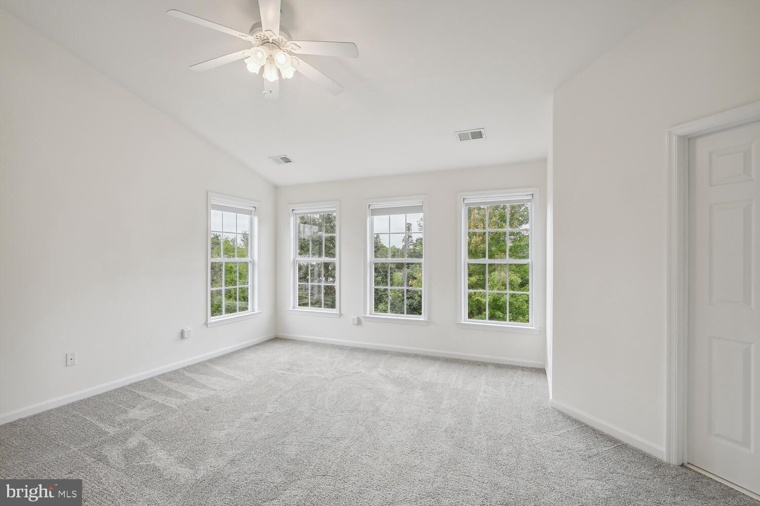 STONE RIDGE SOUTH - Residential Lease