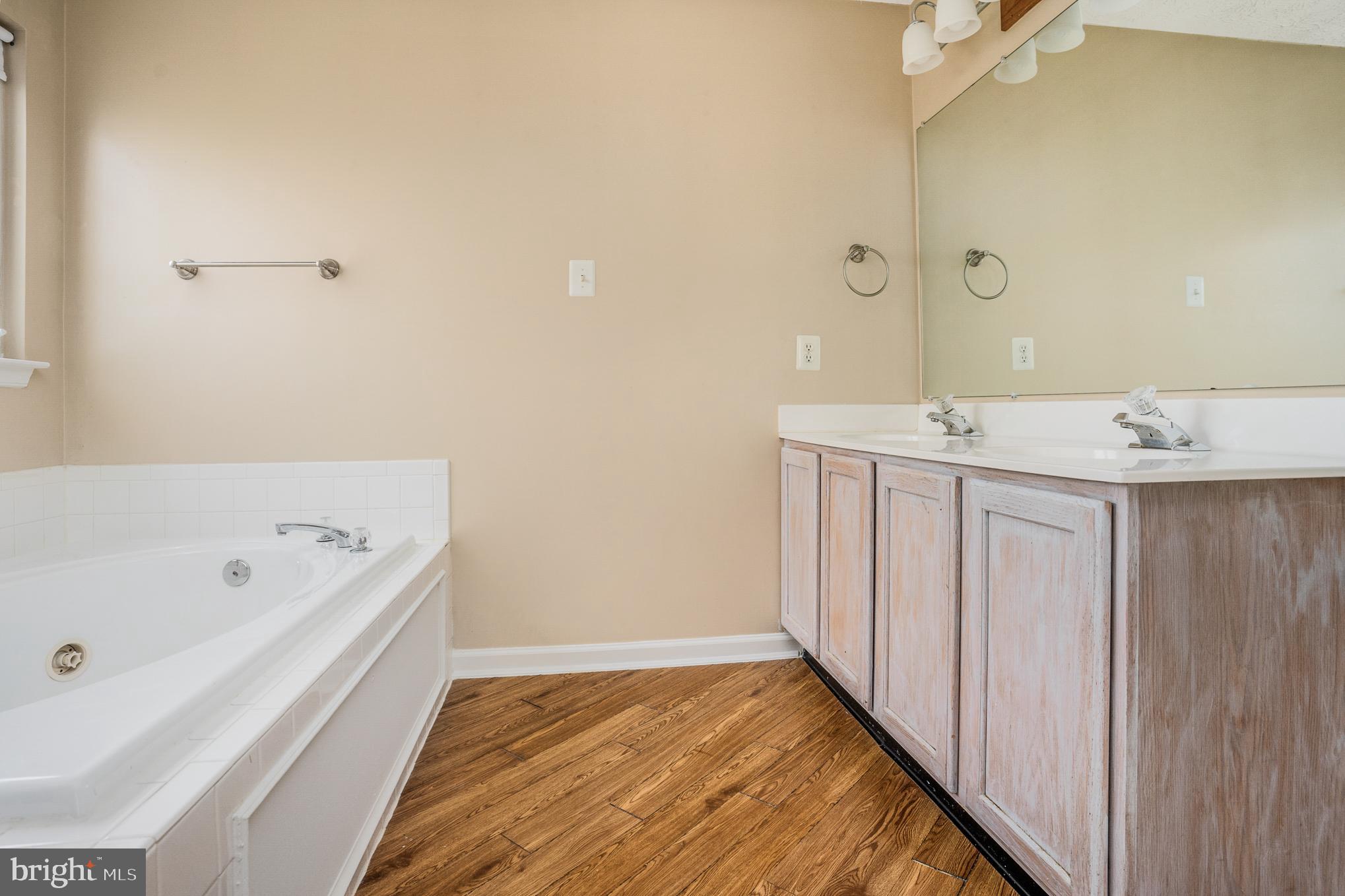 IRWINS CHOICE - Residential