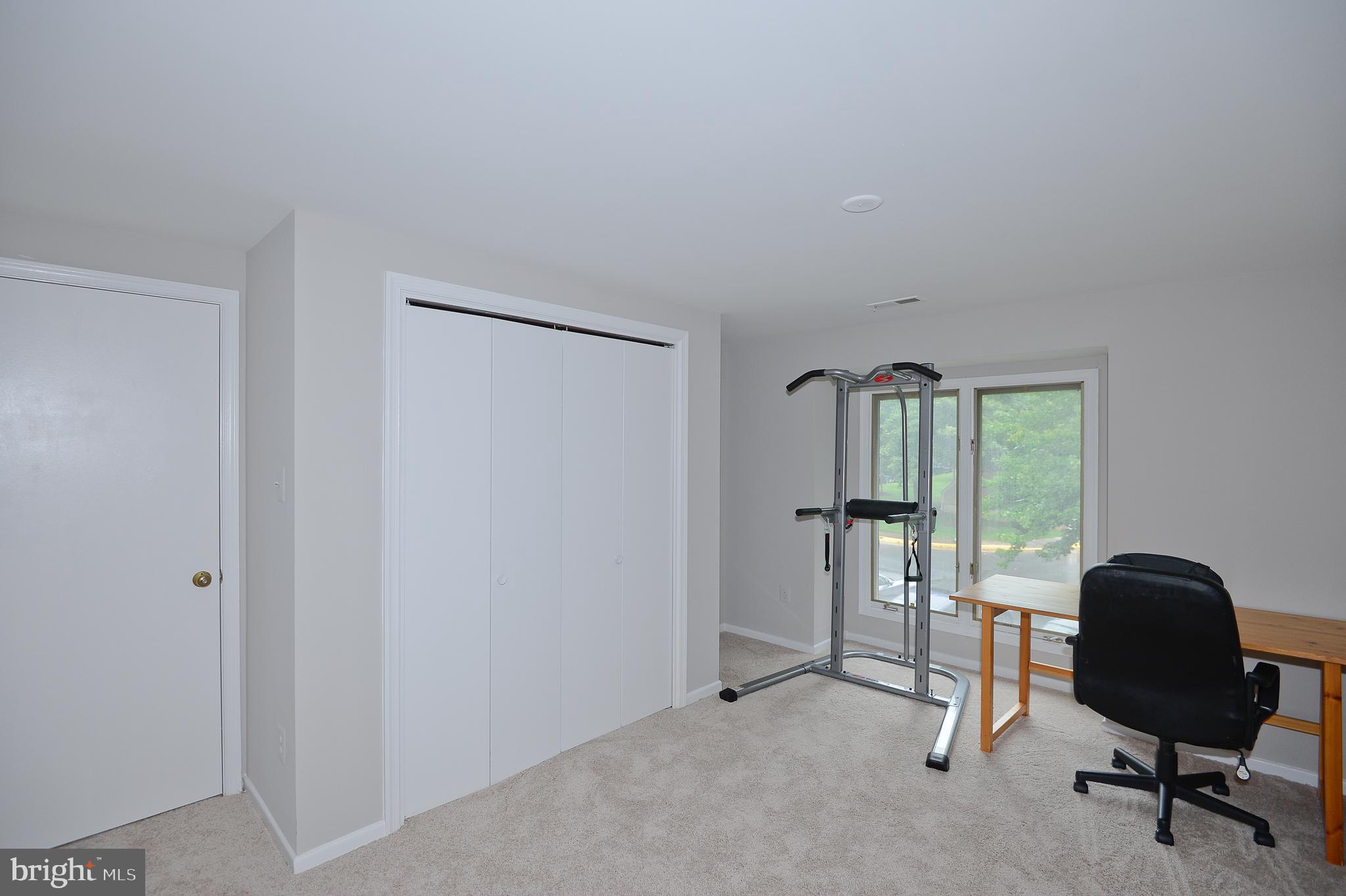 FAIR WOODS - Residential