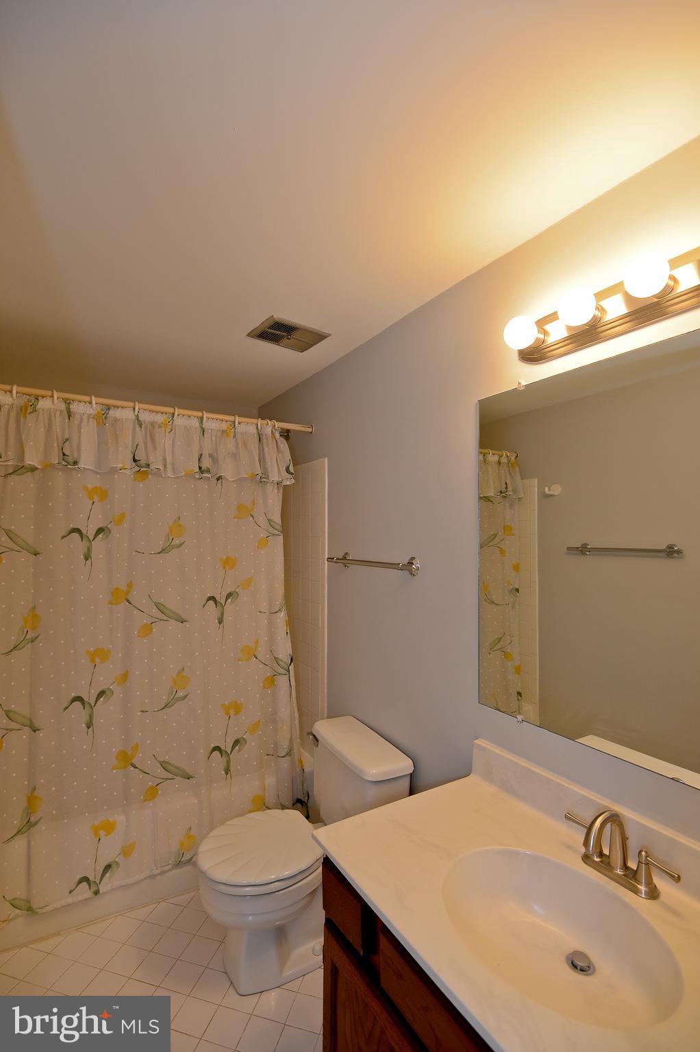 FAIR WOODS - Residential