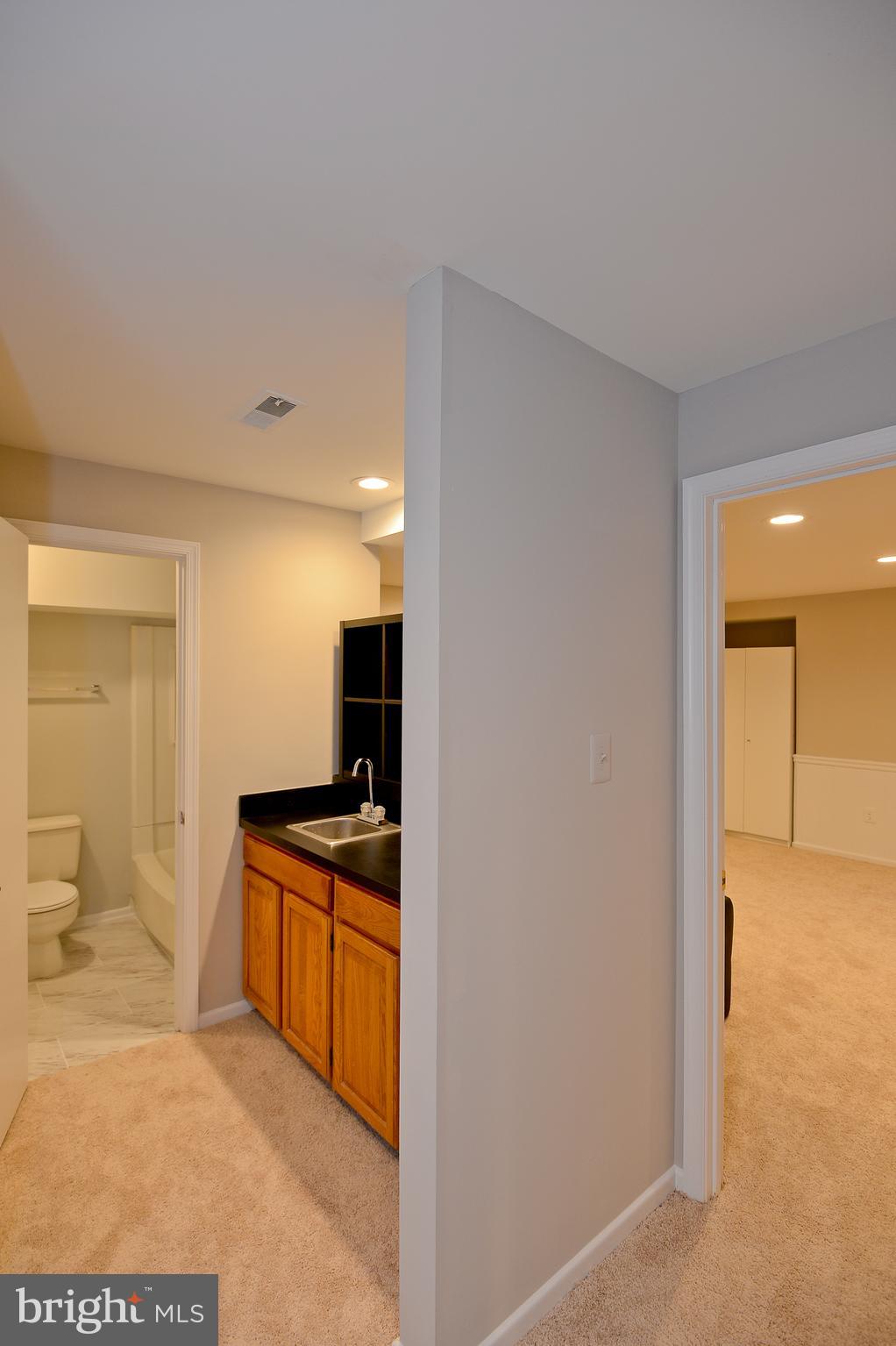 FAIR WOODS - Residential