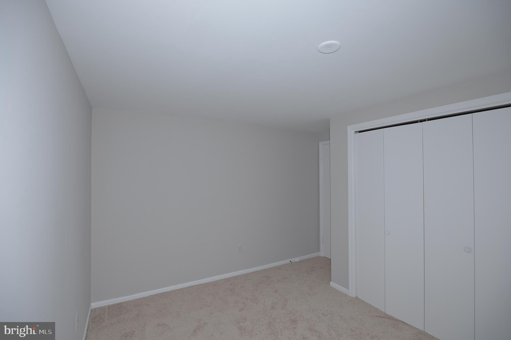 FAIR WOODS - Residential