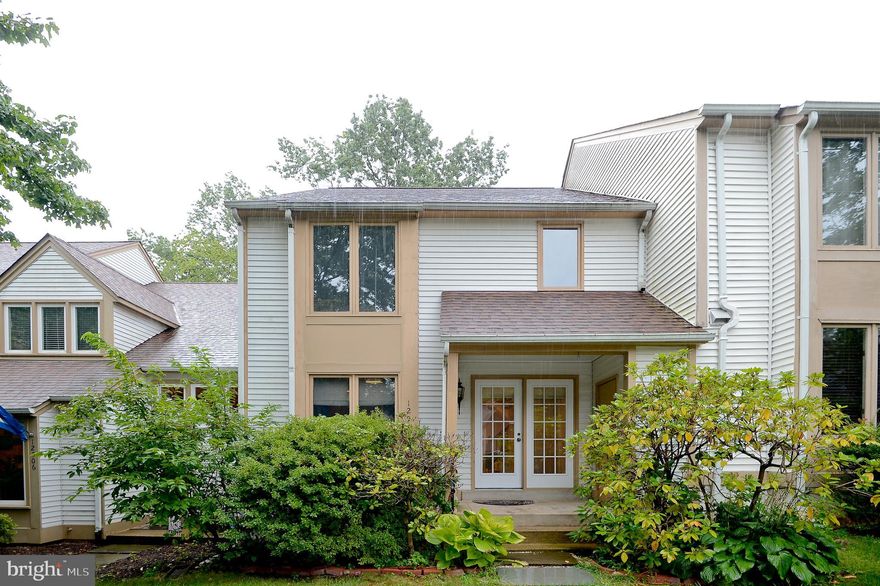 Now EASY SHOWING! Three level townhome with walkout basement. 3 bedrooms with 3 full bath and 1 half bath. 1 detached garage/storage and 1 assigned parking space with plenty of street parking.  Newer roof (2019) and HVAC system (2018), new paint and new carpet (2020), new granite countertop (2020) & newer appliances in the kitchen, new LED recessed lights (2020), incredible living room with French doors leading to private deck, back to trees, spacious rec room with wet bar. Huge extra storage in the basement. Conveniently located near RT 66, 50, 29 and the Fairfax County Parkway. Many commuter options and minutes to several shopping centers, Fair Oaks Mall, restaurants, Harris Teeter, Giant, Whole Foods, Wegmans, Costco, Fair Oaks Hospital and other amenities. There is over 40 acres of open space with connector trails. Site amenities include 2 tennis courts, 4 tot lots, and tree-lined streets. Navy - Franklin - Oakton school pyramid.