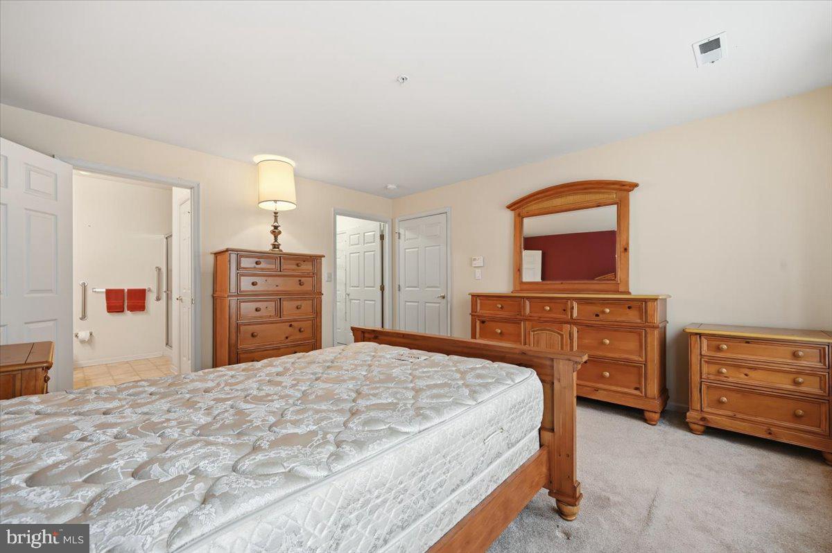 STUARTS KEEP - Residential