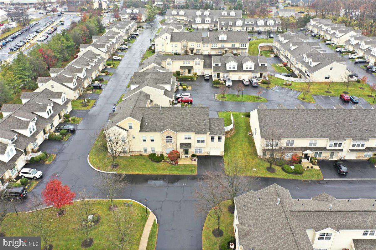 STUARTS KEEP - Residential