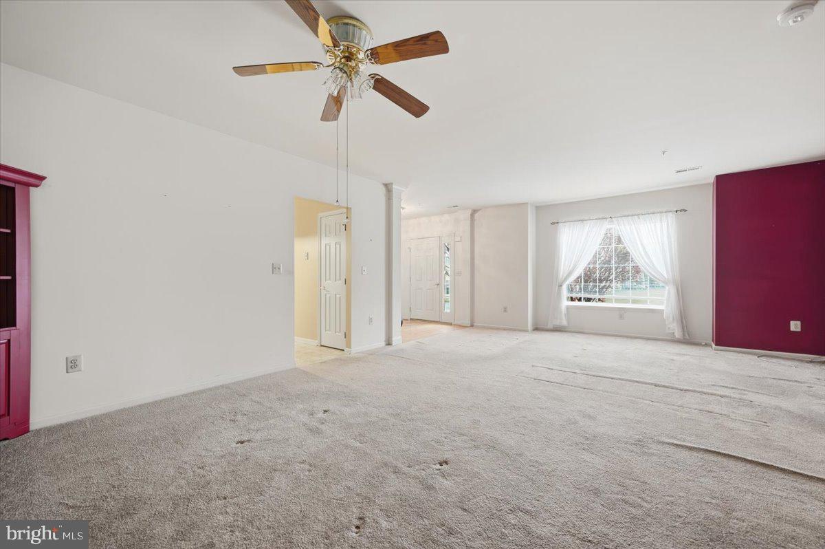 STUARTS KEEP - Residential