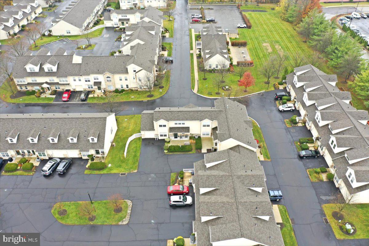 STUARTS KEEP - Residential