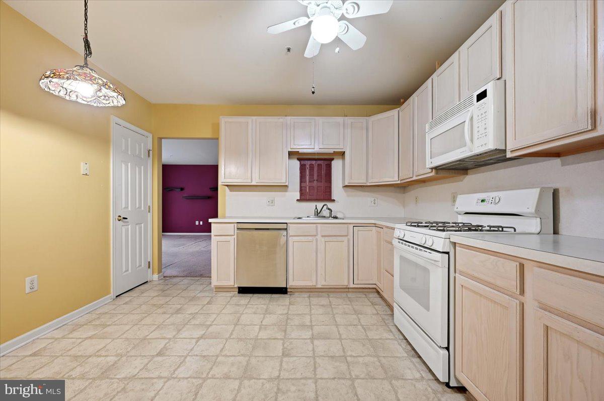 STUARTS KEEP - Residential