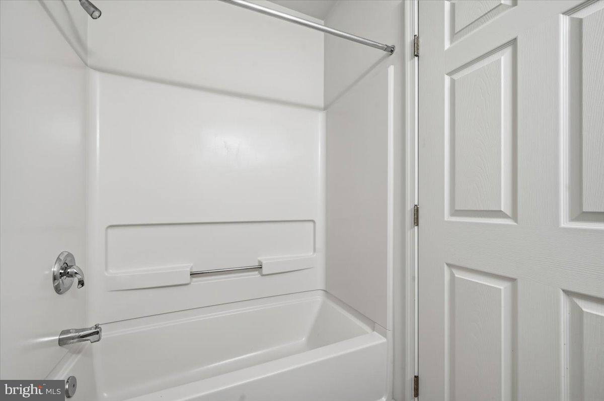 STUARTS KEEP - Residential